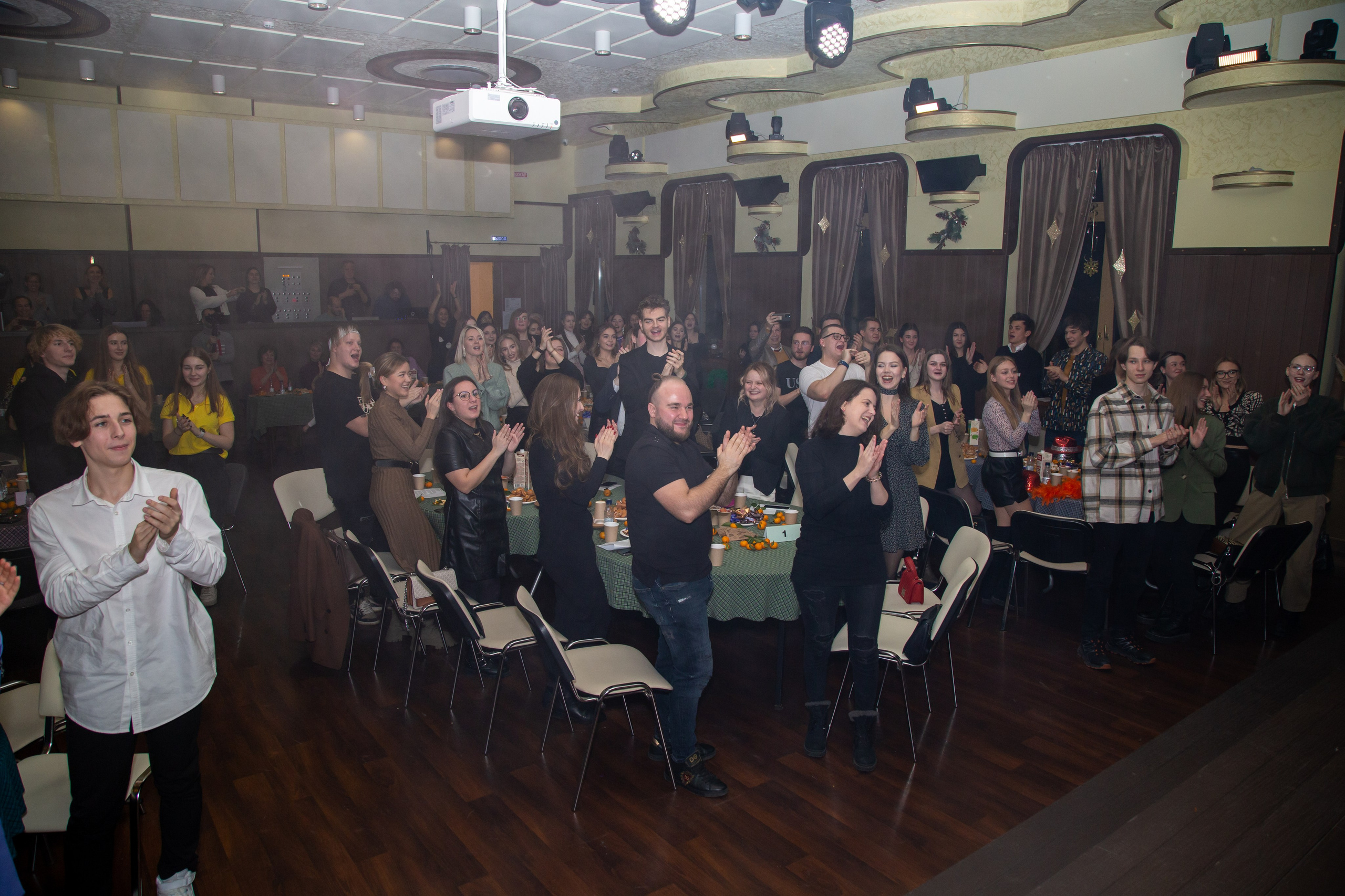 Репортажная съёмка для Домисольки на новый год. «Студия DRONAVT`s» — видеосъёмка и фотография г. Москва