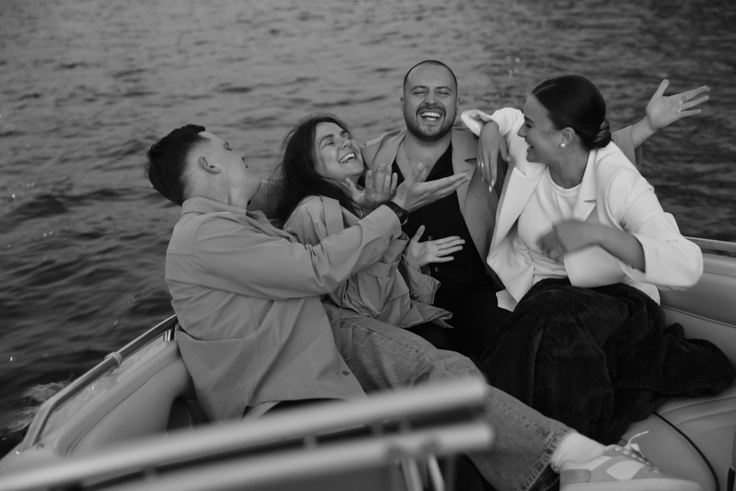 Поцелуи в Питере. Свадебный и семейный фотограф в Балашихе и в Москве