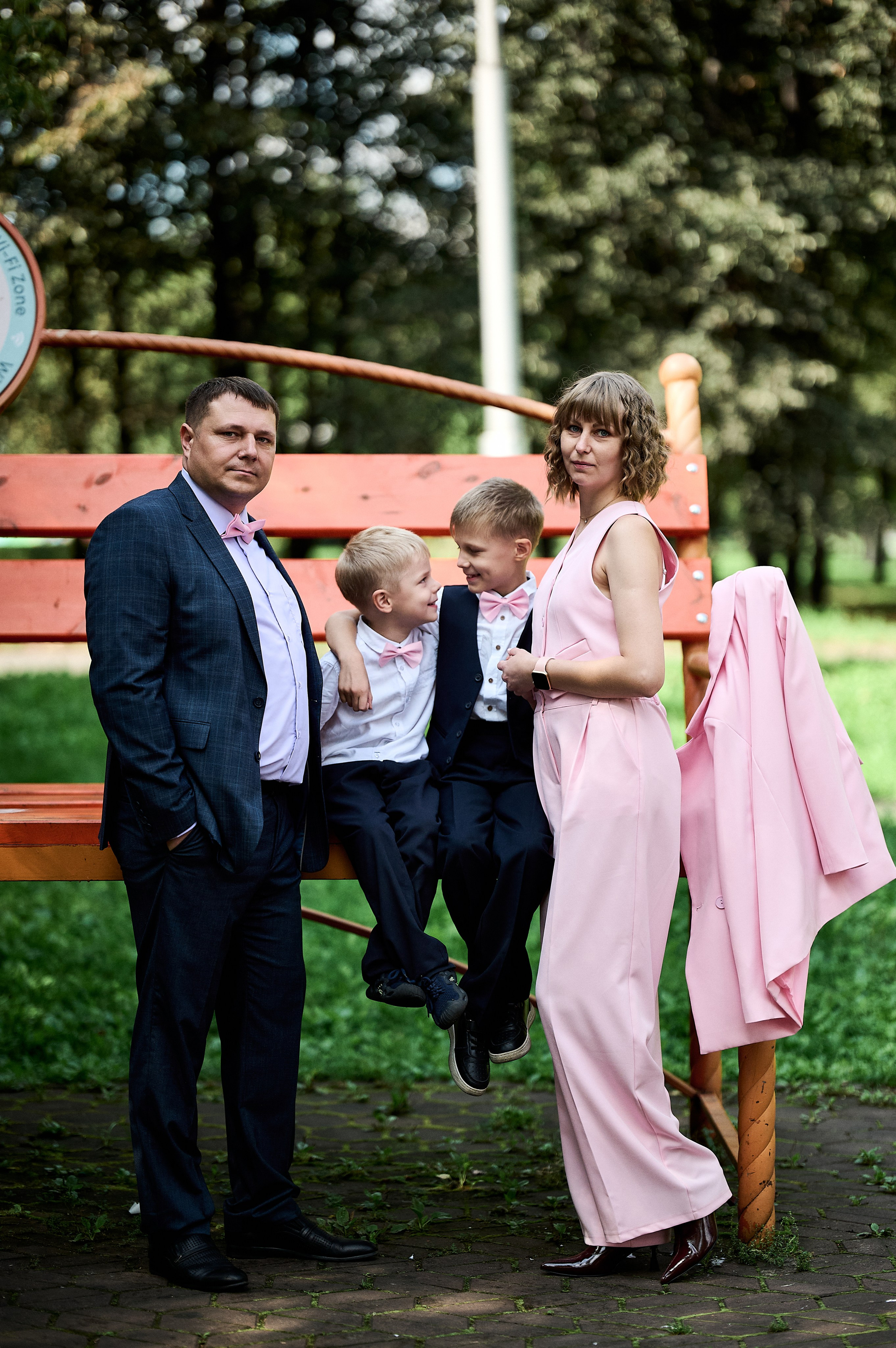 Семейная фотосессия в парке Гагарина, Новокузнецк — фотограф Иван Третьяков