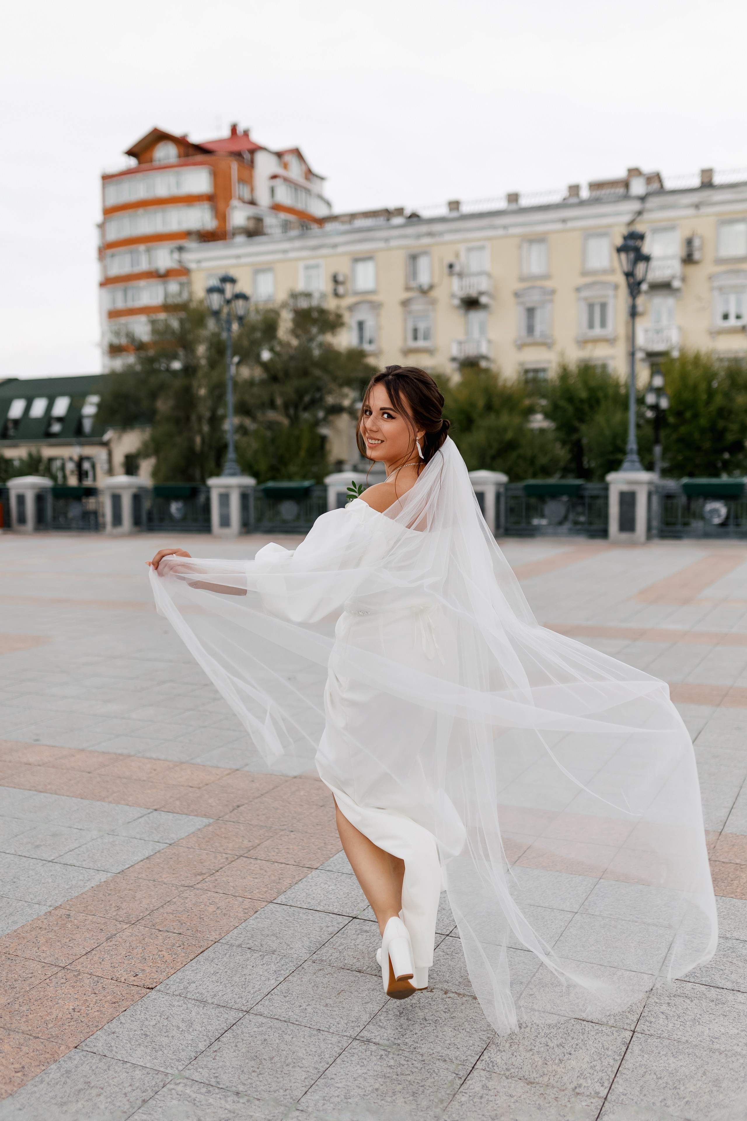 Олег и Юлия. Свадебная прогулка. Свадебный фотограф в Хабаровске