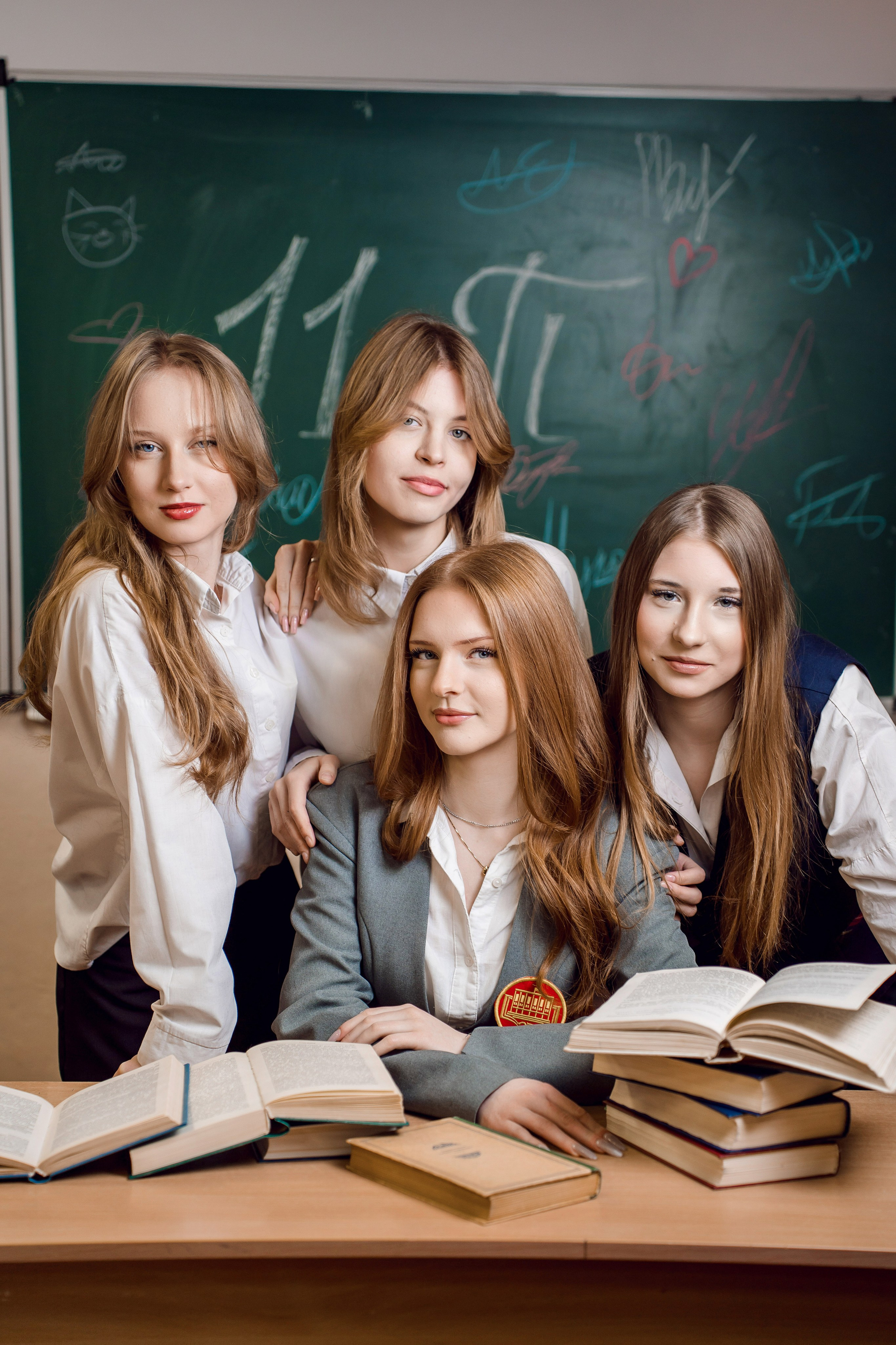 ФОТО СТАРШАЯ ШКОЛА. Выпускные альбомы ДНР, Донецк