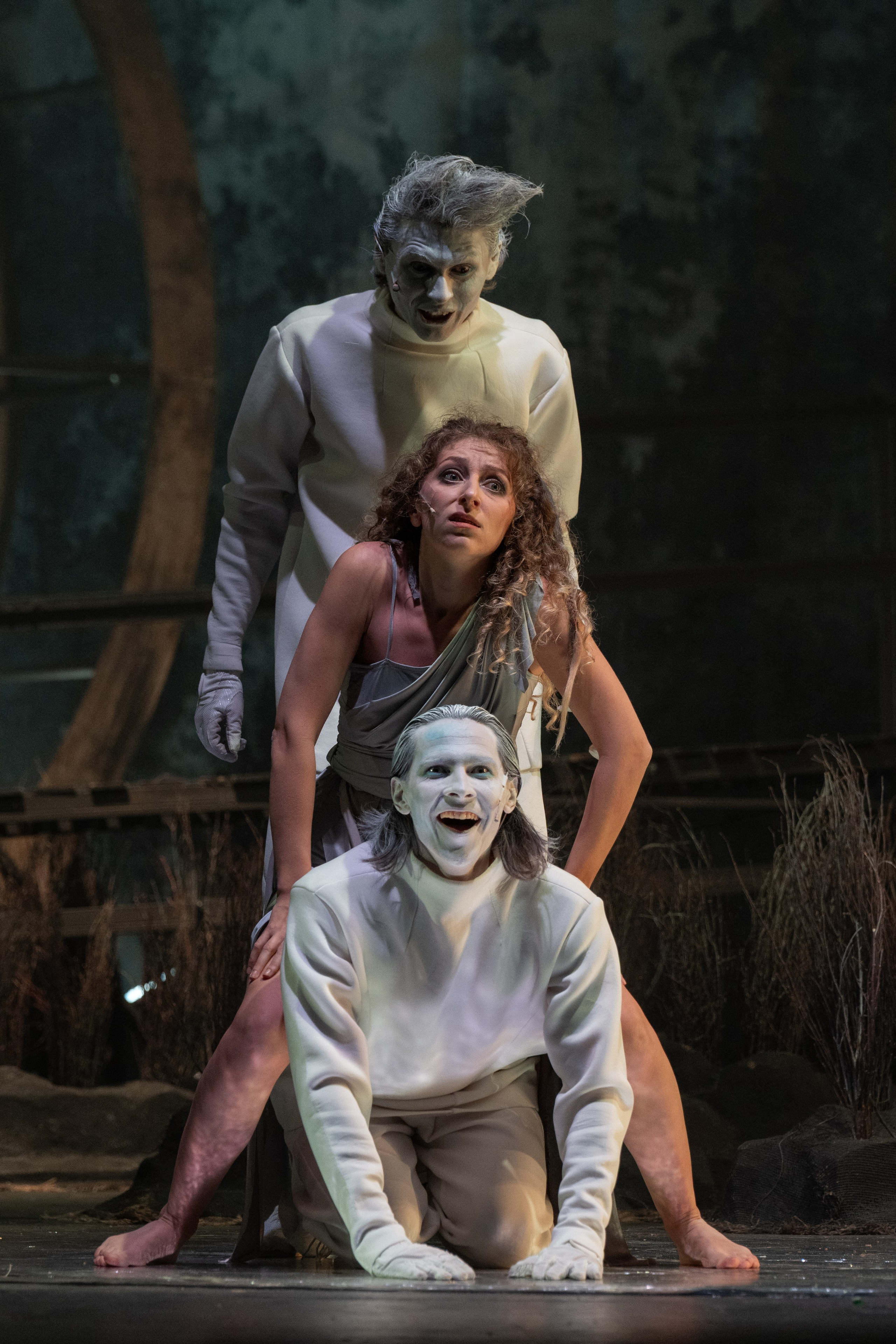 Алтайский молодёжный театр: Яга. Сайт фотографа Сергея Абрамова