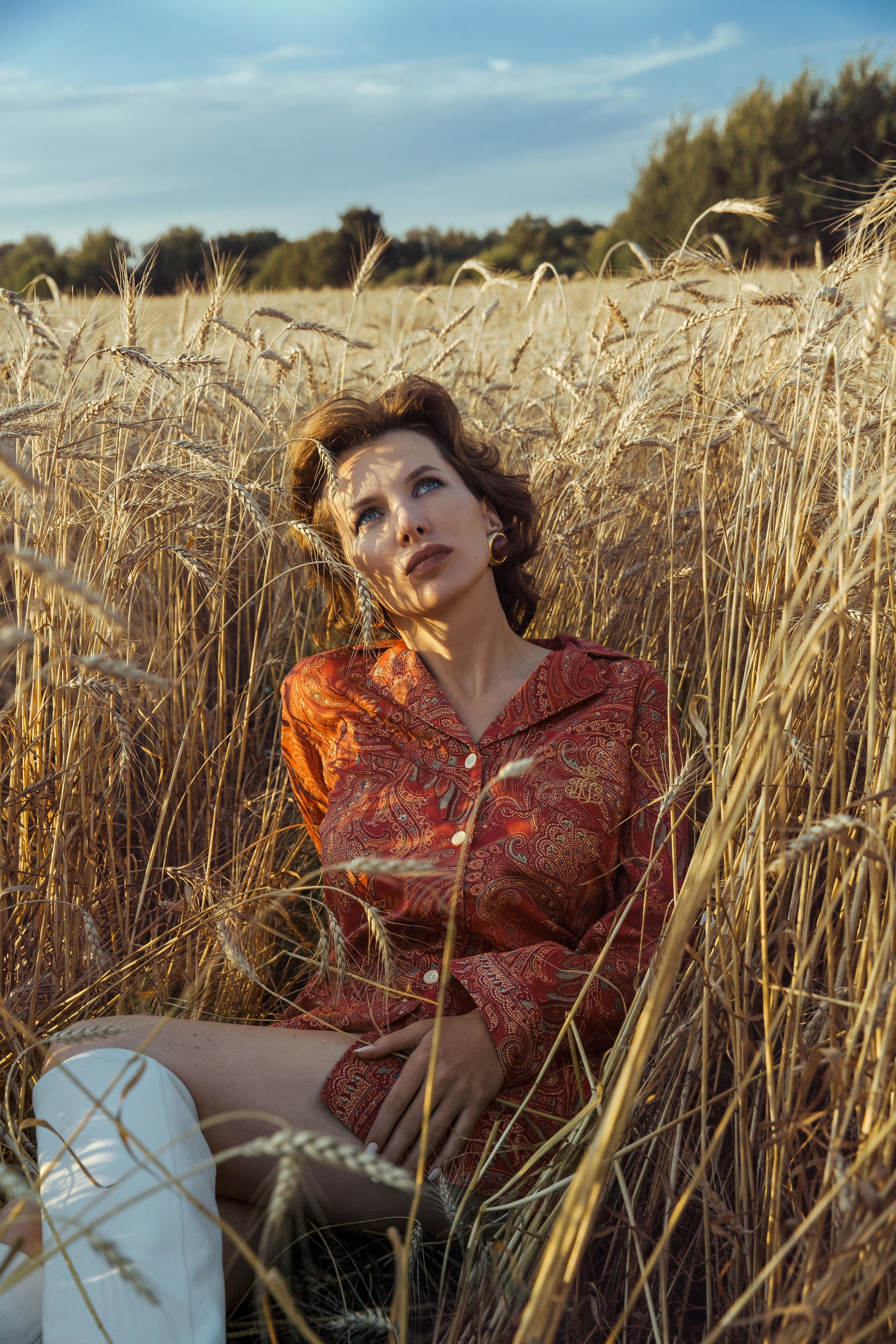 Фотосессия в пшенице для бренда Vintage Dream. Фотограф и видеограф Анна Домашенко