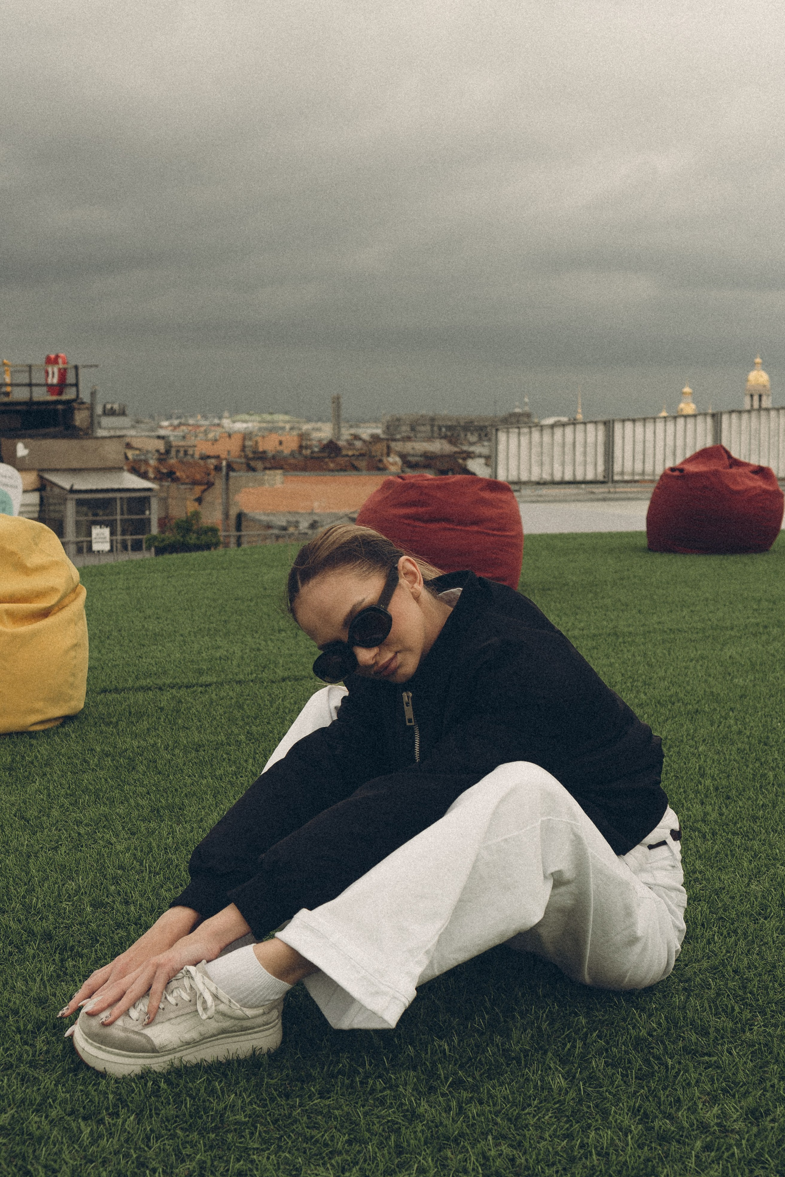 МЫ ГУЛЯЛИ ПРО КРЫШАМ ПИТЕРА. Профессиональный фотограф, Санкт-Петербург — Виктория Богомолова