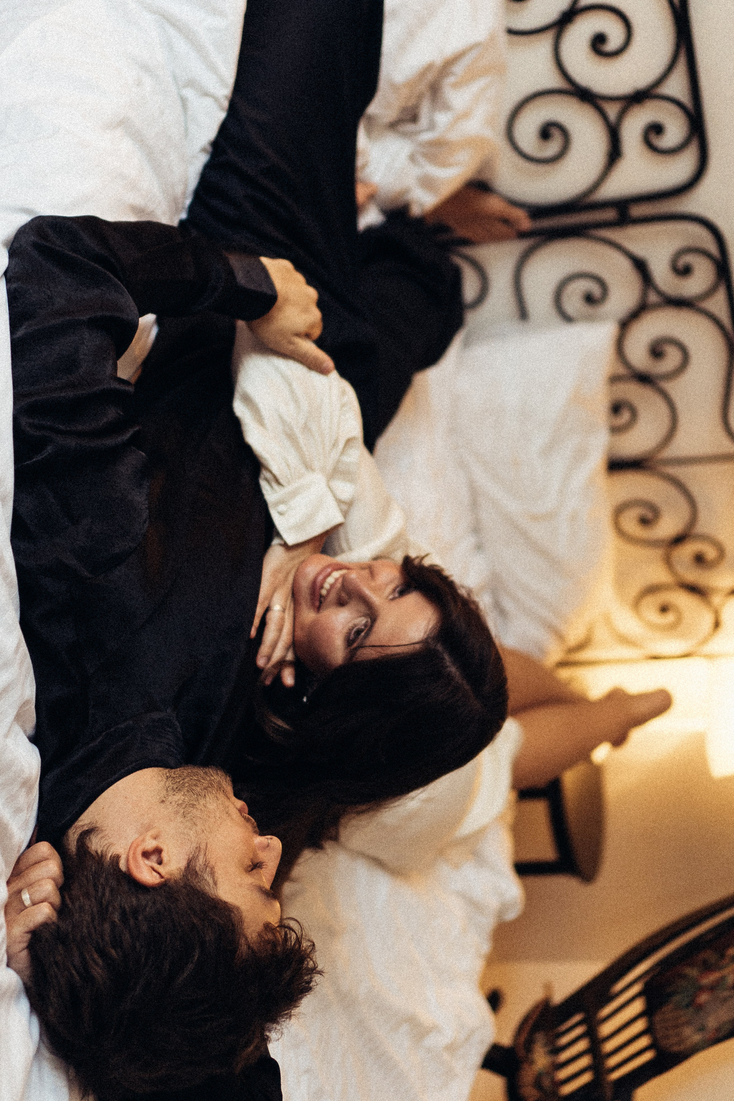 УТРО ЖЕНИХА И НЕВЕСТЫ В ПИТЕРСКОЙ КВАРТИРЕ И СЬЕМКА С СВАДЕБНЫХ ОБРАЗАХ. Профессиональный фотограф, Санкт-Петербург — Виктория Богомолова