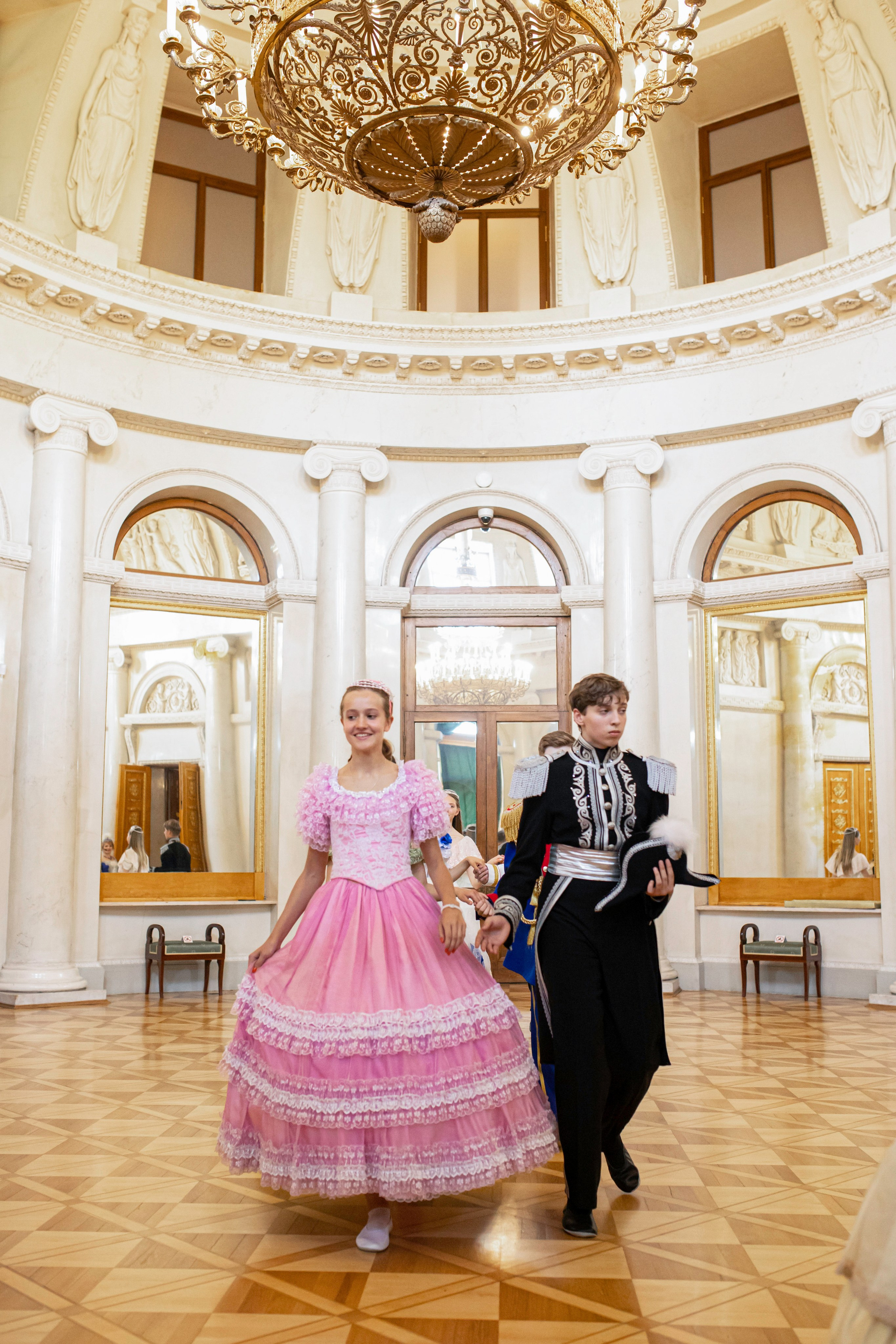Костюмированный детский праздник во дворце. Фотограф на праздник, корпоратив, День Рождения и Юбилей в г. Санкт-Петербурге Алексей Анкушев