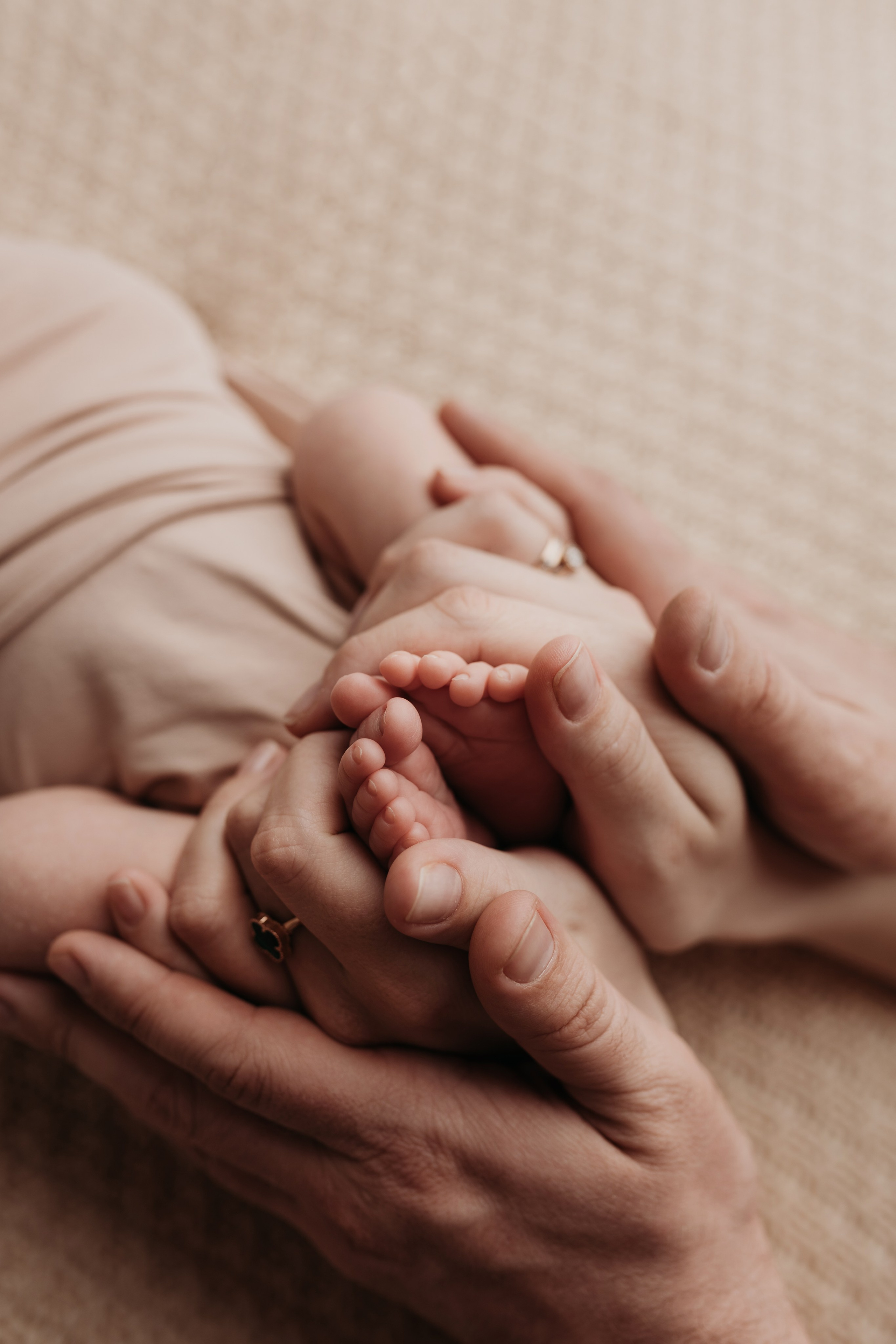 Фотосессия новорожденного в БОХО стиле. Фотограф новорожденных в г. Барнаул Ренпенинг Катерина