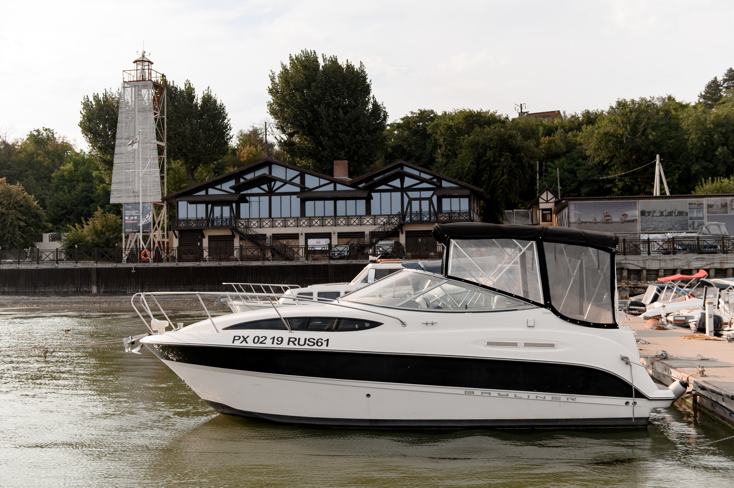 Фотограф на девичник в Ростове. Свадебный фотограф в Ростове Максимов Максим