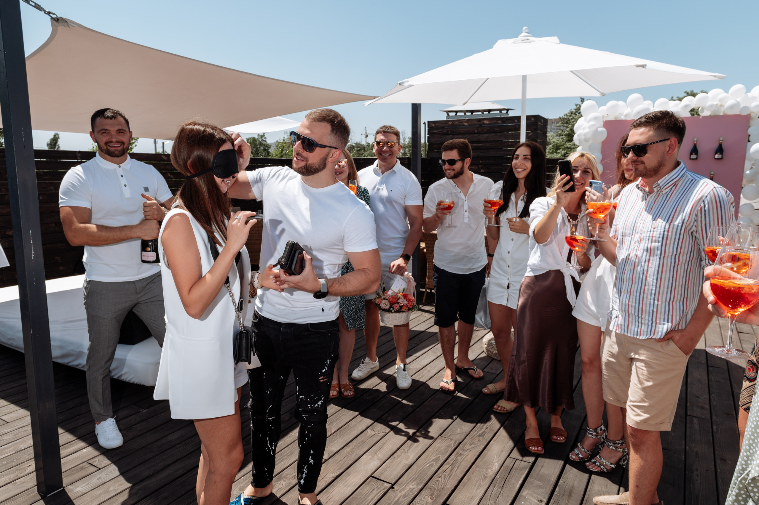 Профессиональный фотограф на День рождения в Ростове. Свадебный фотограф в Ростове Максимов Максим