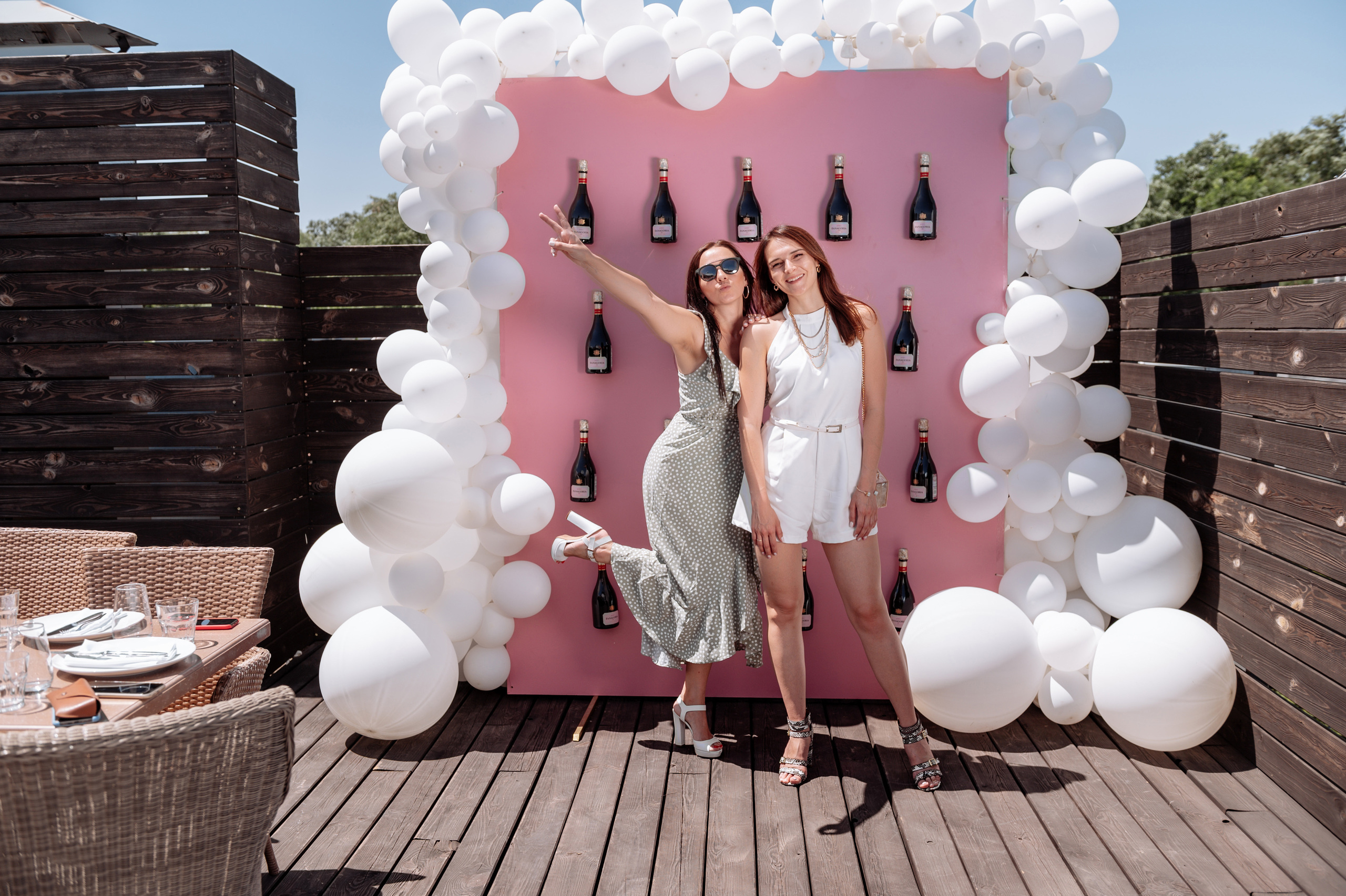 Профессиональный фотограф на День рождения в Ростове. Свадебный фотограф в Ростове Максимов Максим