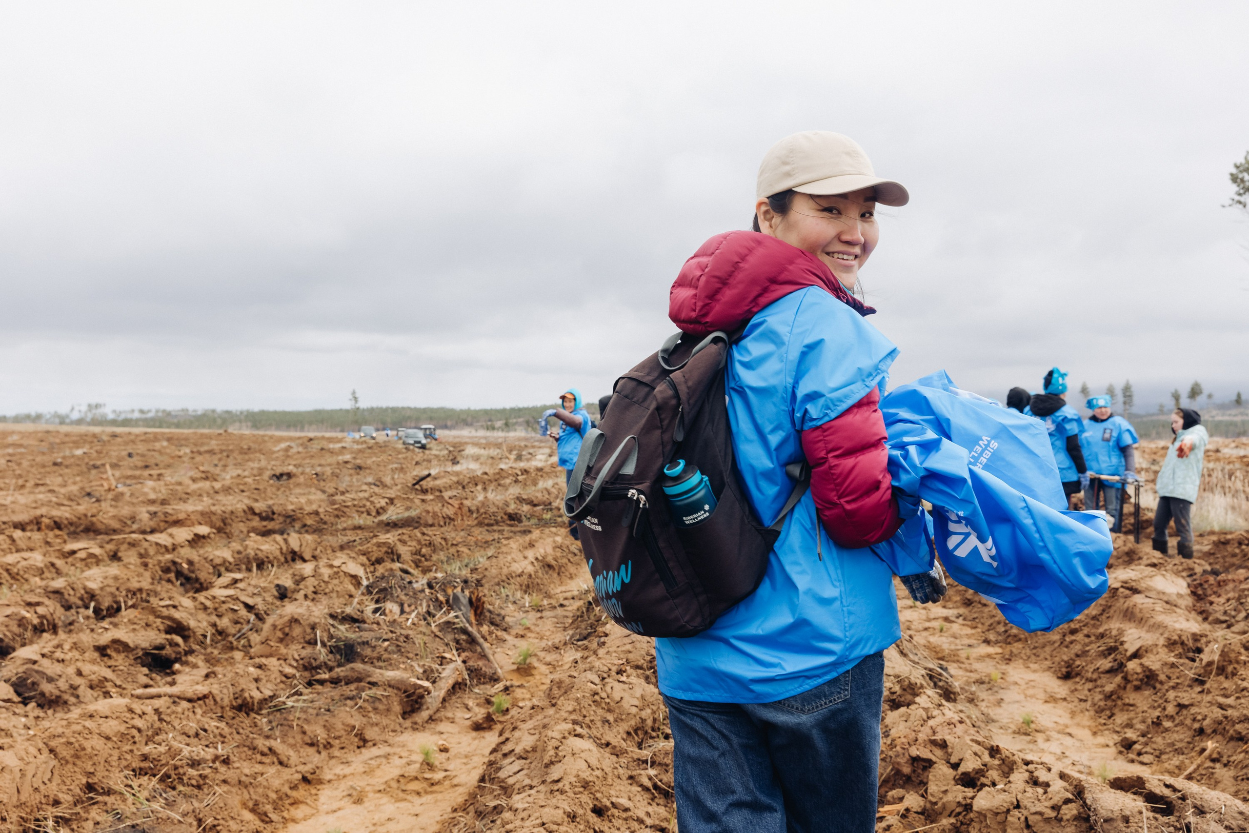Siberian wellness. Ежегодная акция по посадке деревьев. Свадебный и семейный фотограф в Улан-Удэ