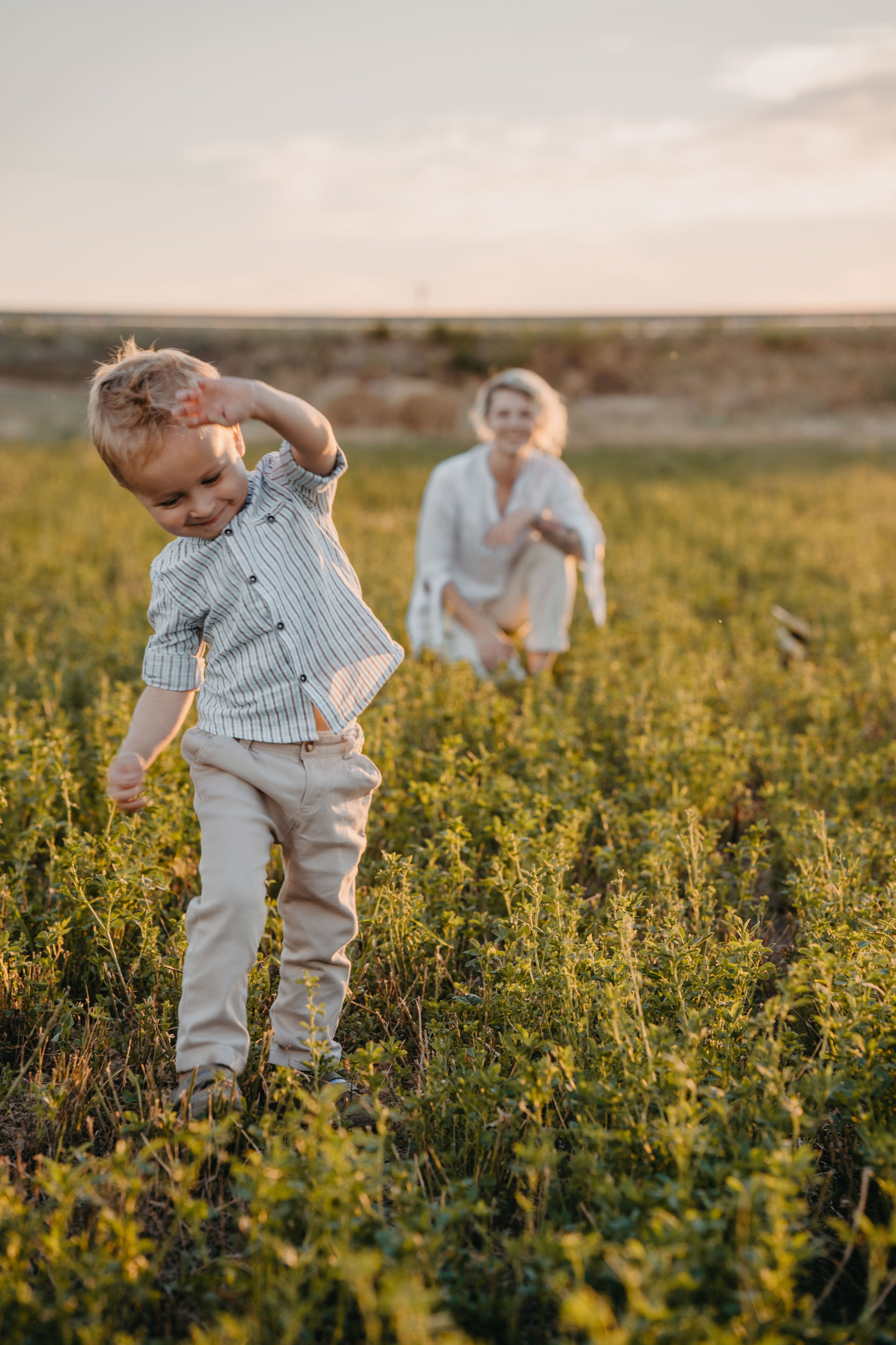 Дарья и Марк на закате. Семейный фотограф, женский фототерапевт