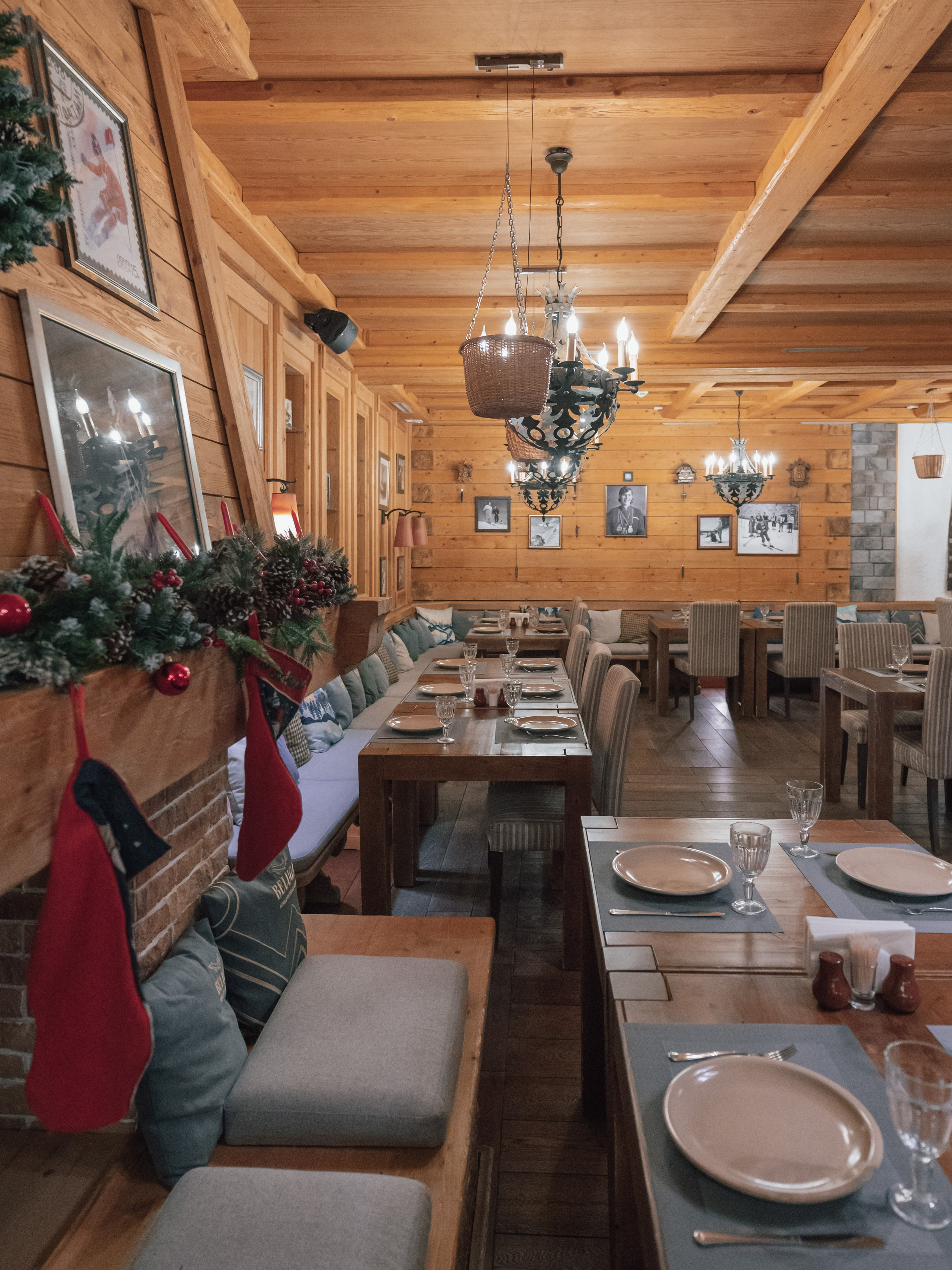 Ресторан «Шале» на курорте Газпром Поляна. Репортажный фотограф в Красной Поляне и Сочи Павлюченко Екатерина