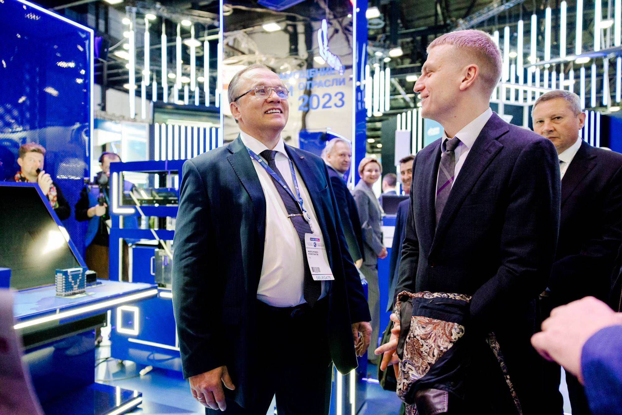 ГАЗ ФОРУМ. Креативный продакшн «Bureau 21»