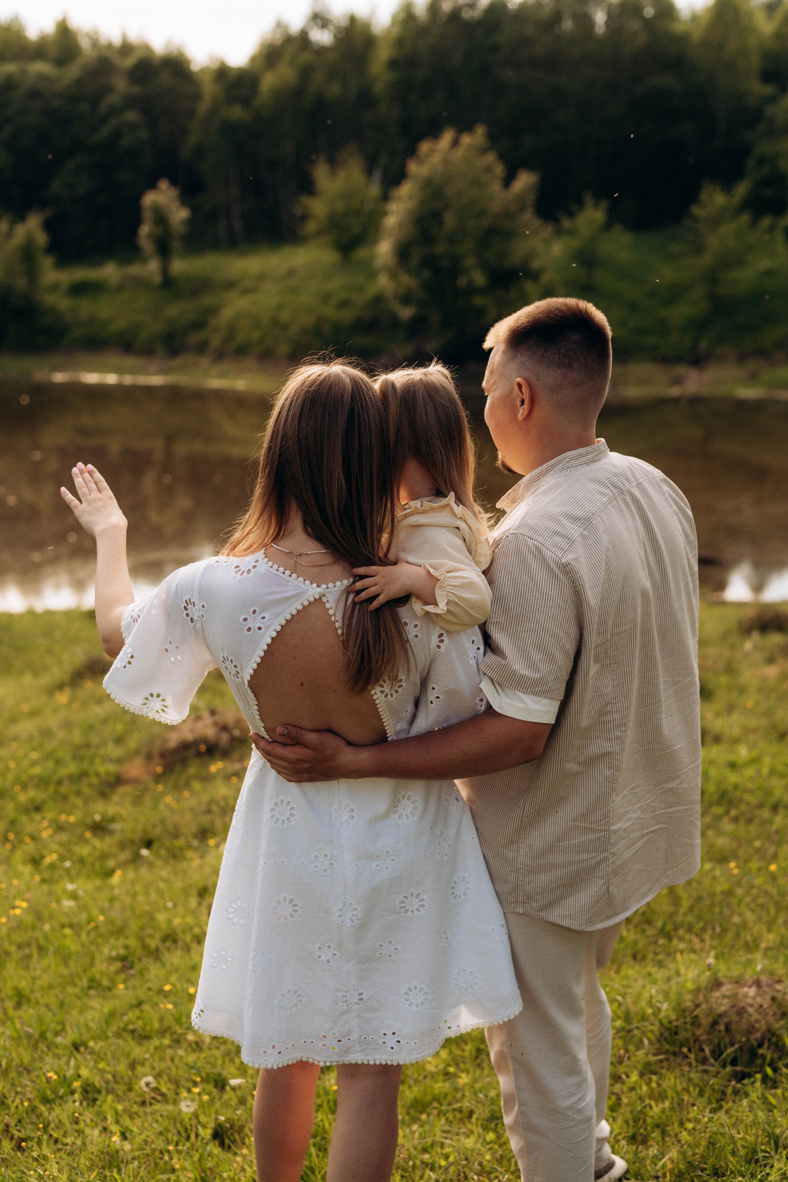 Прогулка Данилы, Алёны и Арины. Свадебный и семейный фотограф в Калуге Анна Киреева