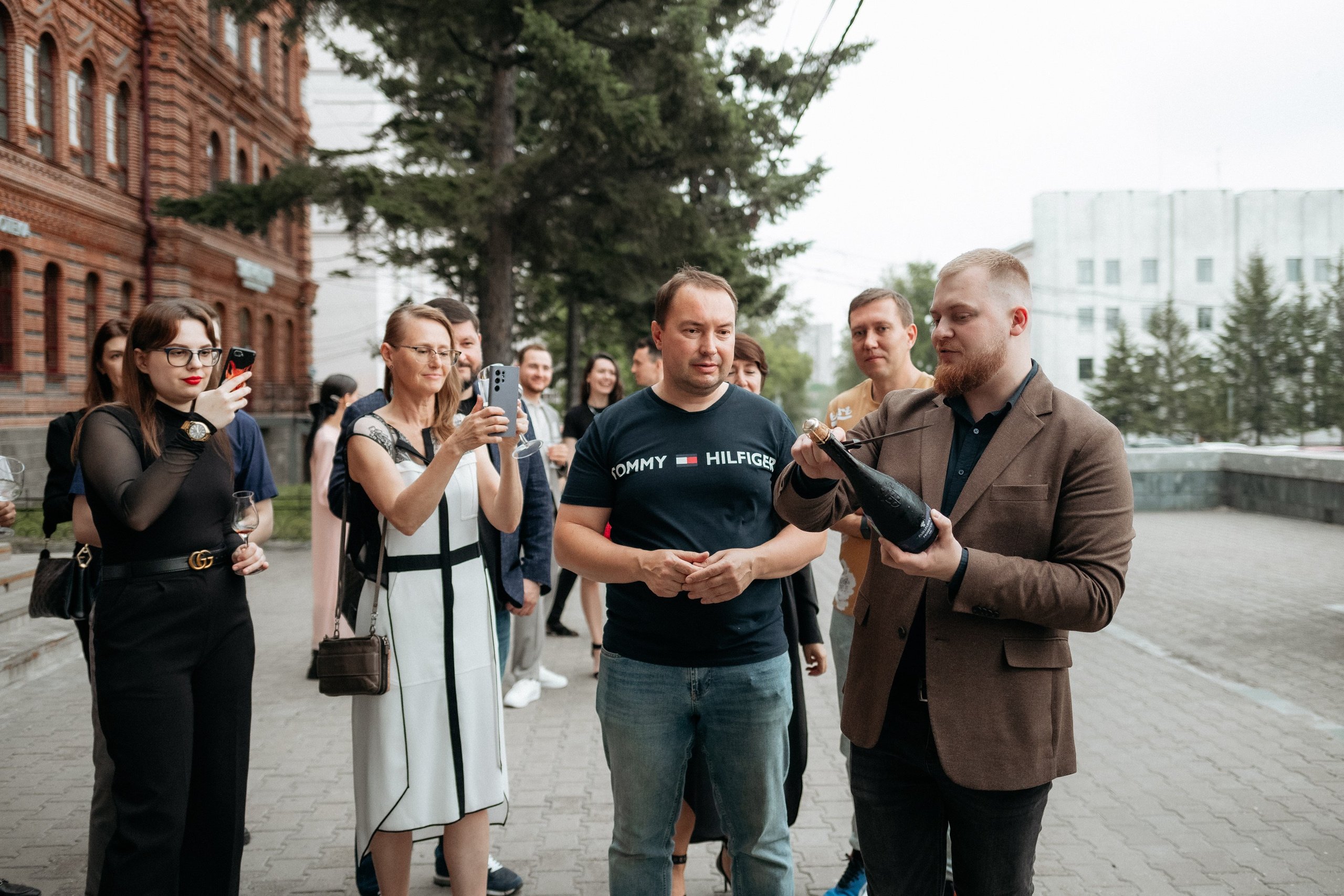 BY SIMPLE ВИНОТЕКА — ОТКРЫТИЕ. СВОИ. ФОТООТЧЕТЫ-СОБЫТИЯ-МЕСТА