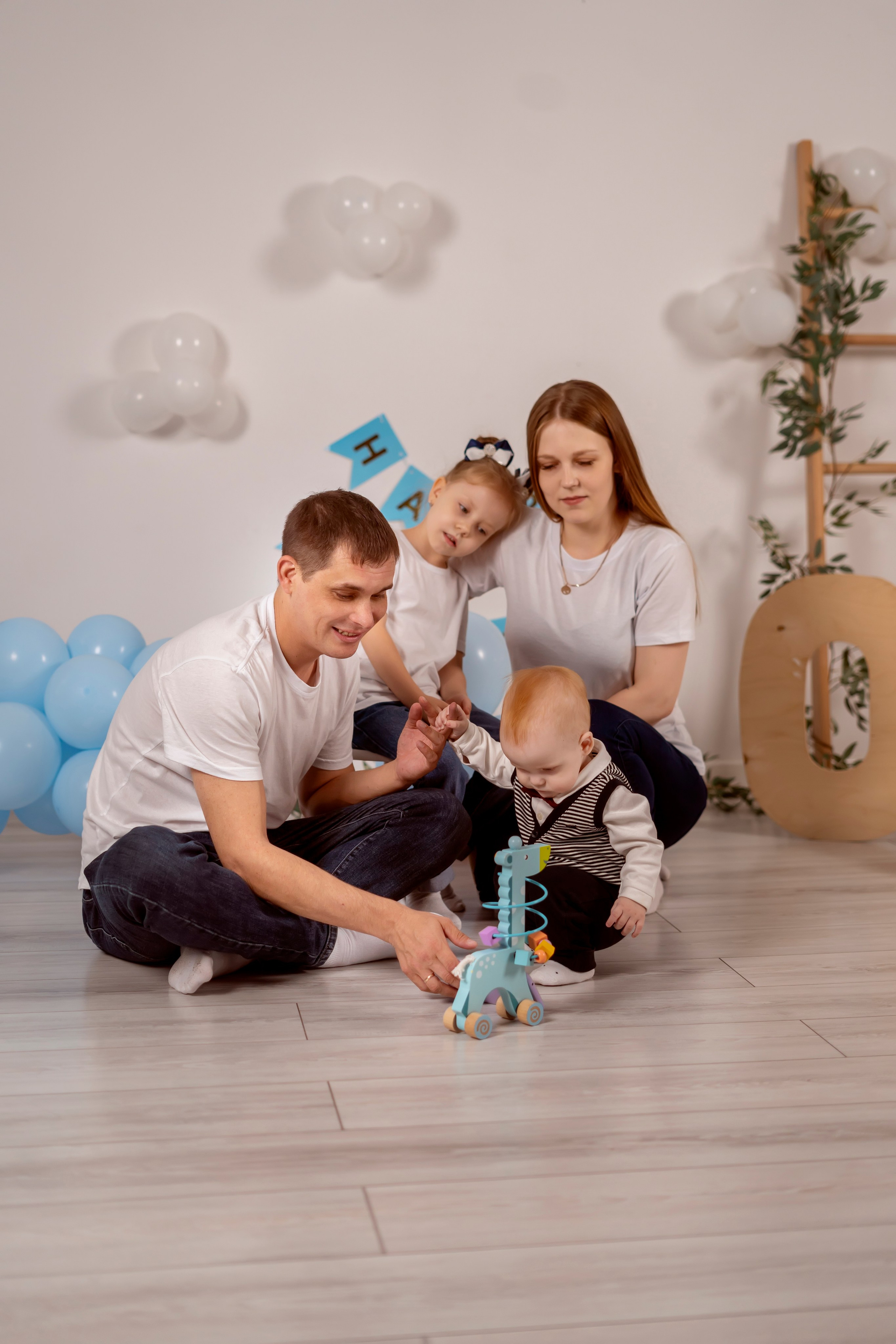 Годовасие в LettLoft. Семейный и детский фотограф в Хабаровске Анна Гриневич