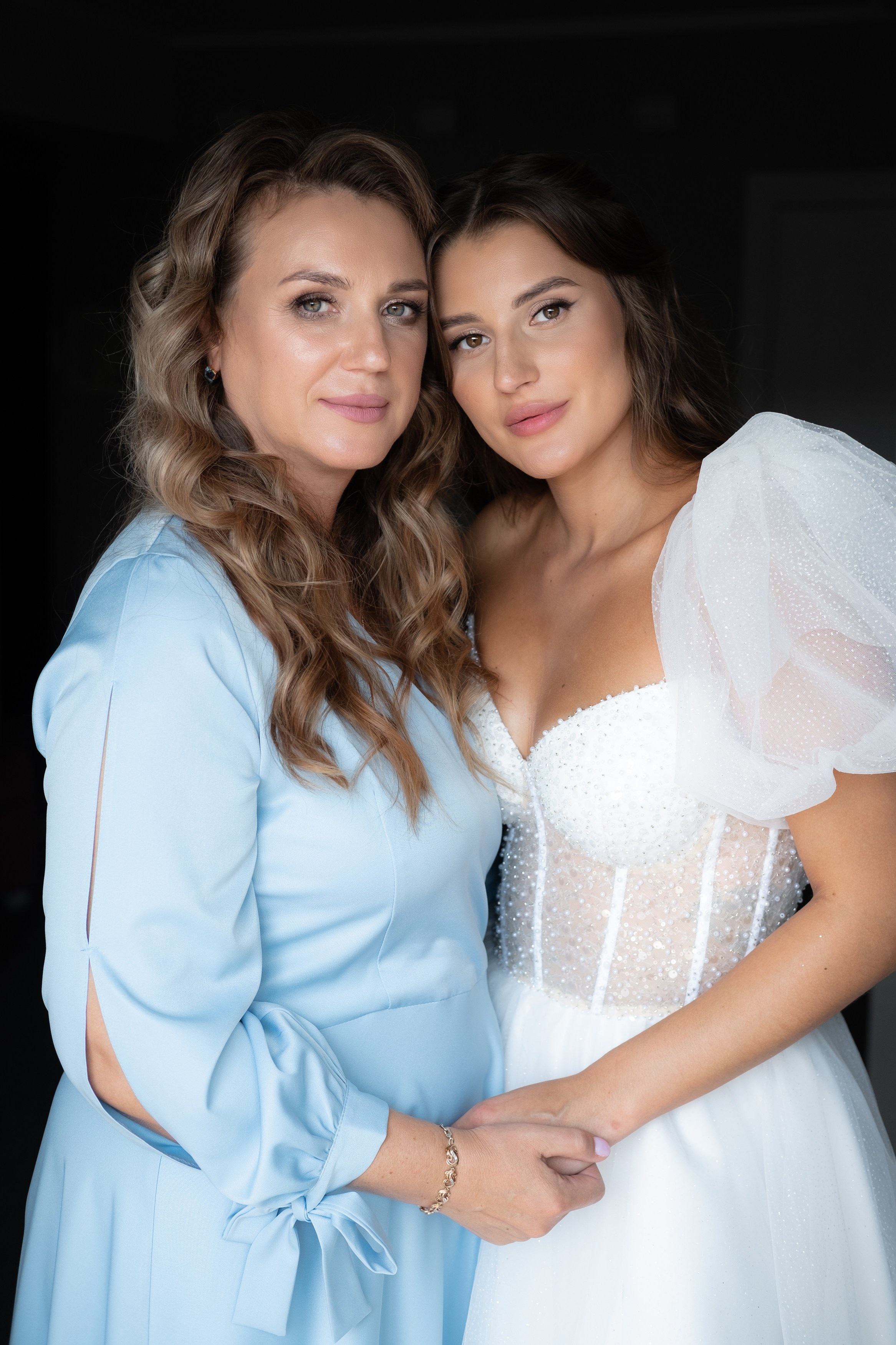 Александр и Анастасия. Главная