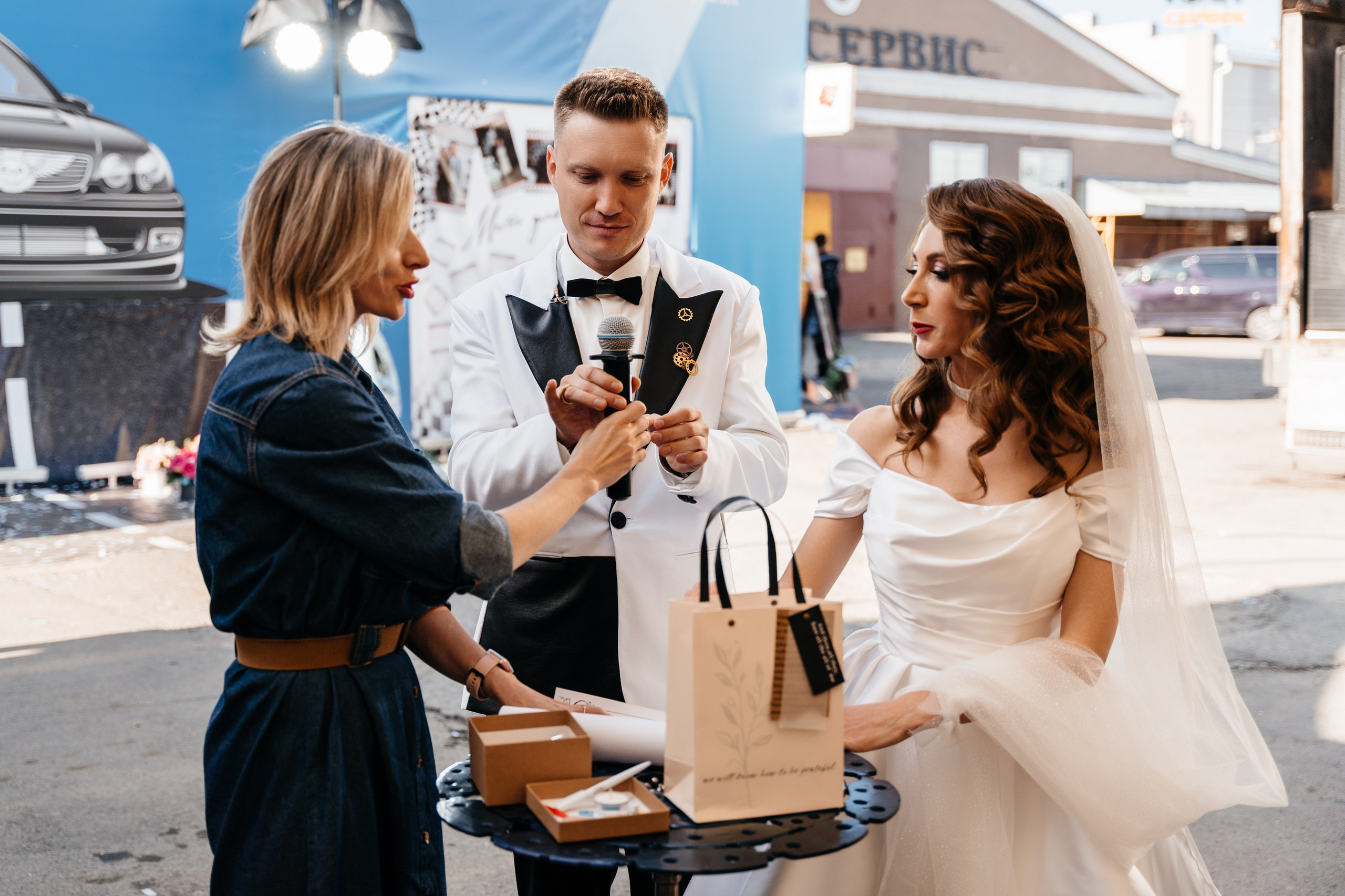 Анна & Евгений проект «Четыре свадьбы» на Пятнице. Свадебный фотограф Барнаул Алексей Павлов