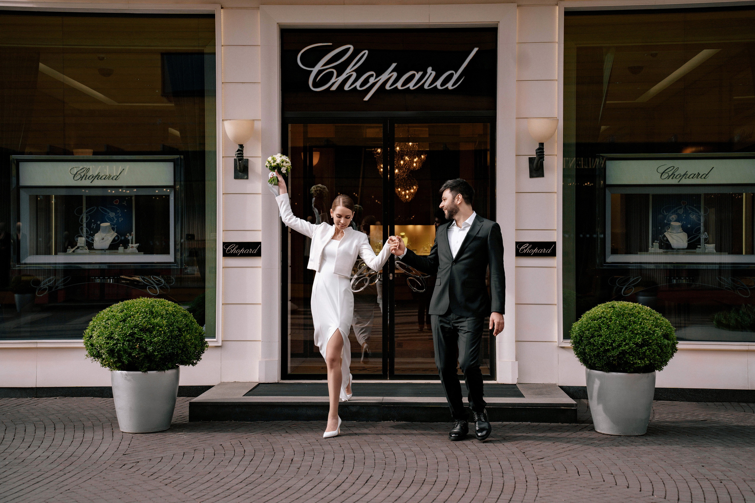 Свадебная фотосессия в ЗАГСе Барвиха Luxury Village