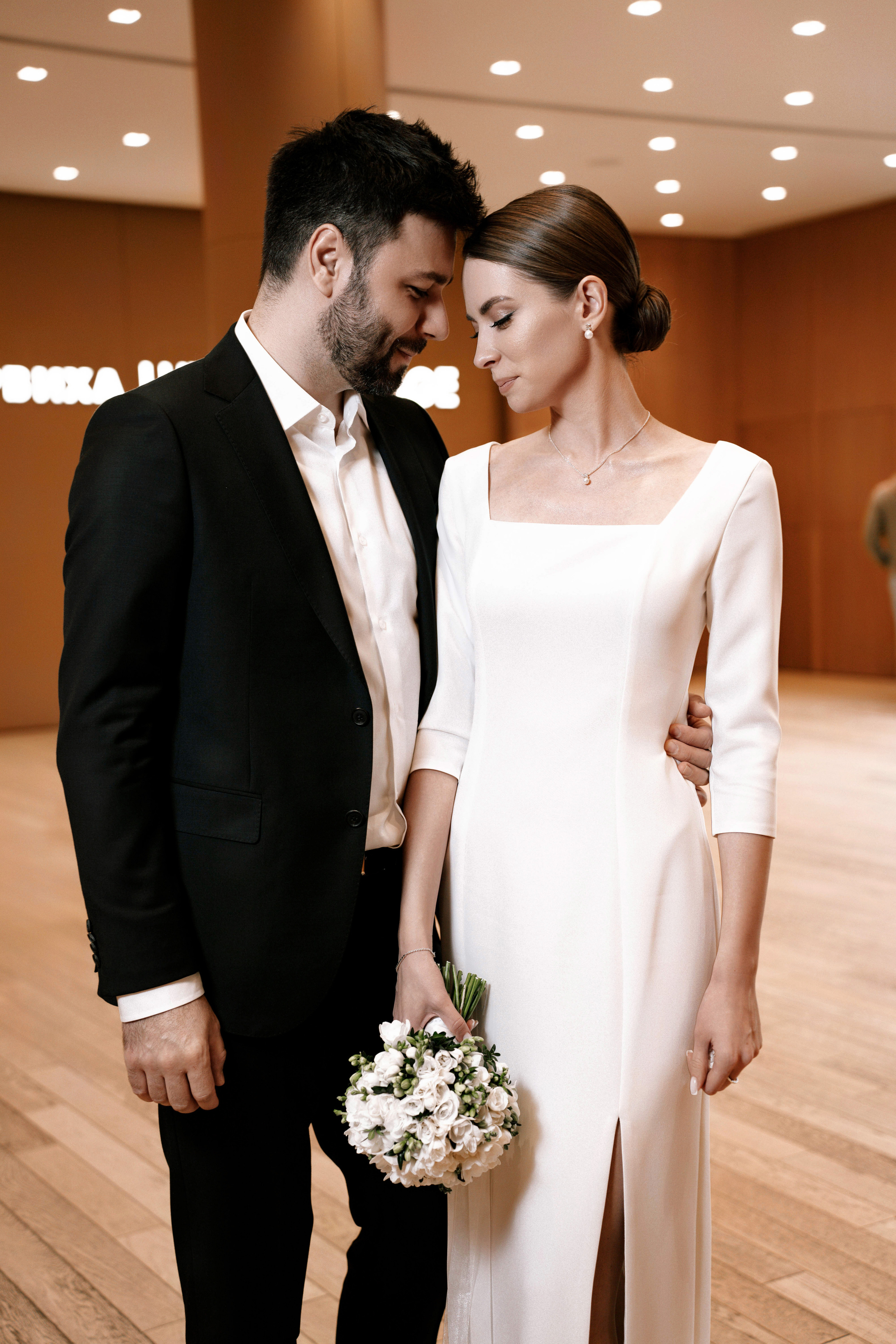 Свадебная фотосессия в ЗАГСе Барвиха Luxury Village