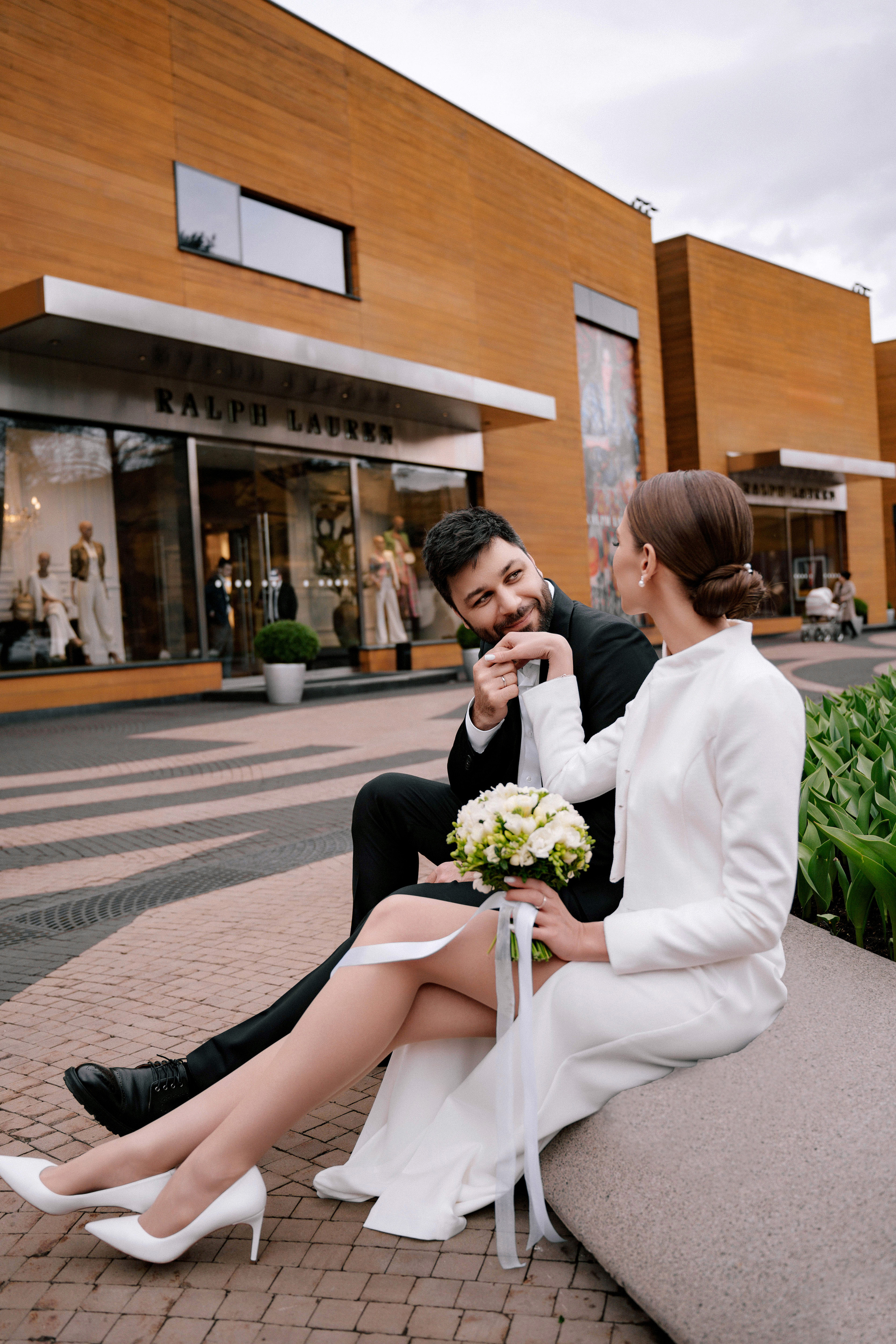 Свадебная фотосессия в ЗАГСе Барвиха Luxury Village