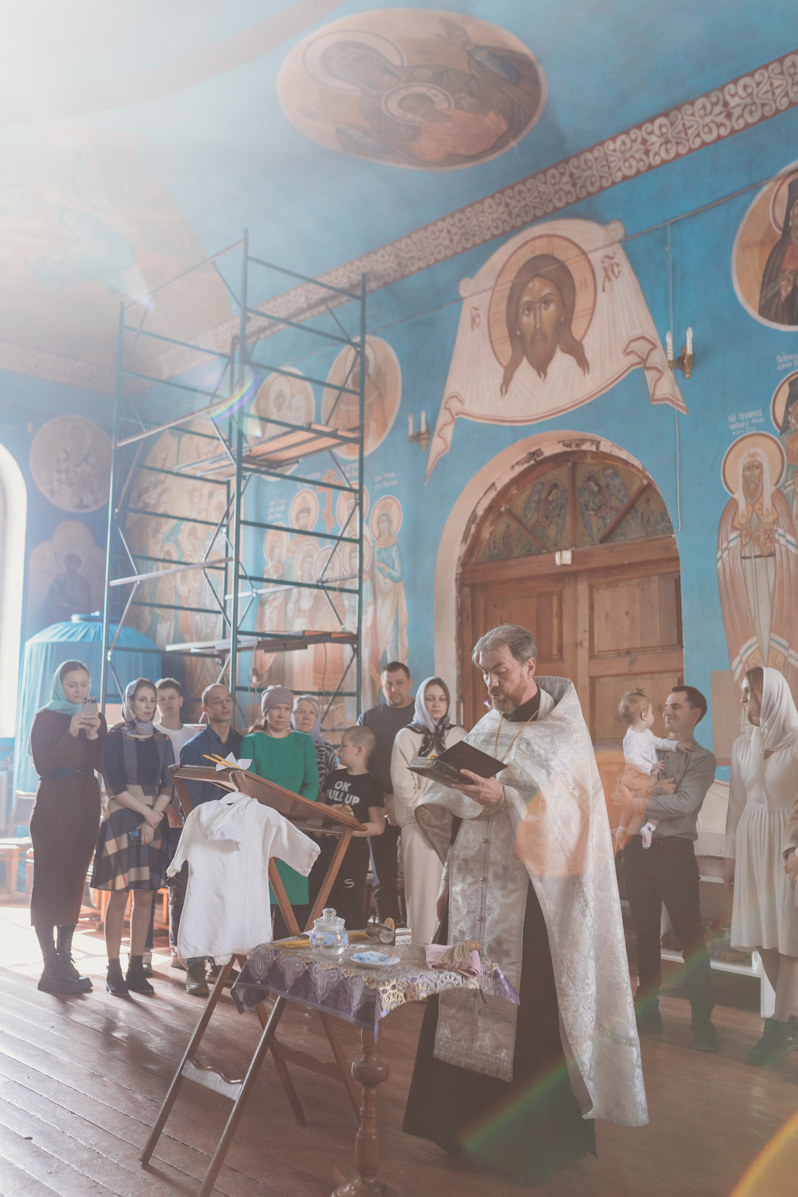 Фотосессия Крещения. Фотограф новорожденных в г. Барнаул Ренпенинг Катерина