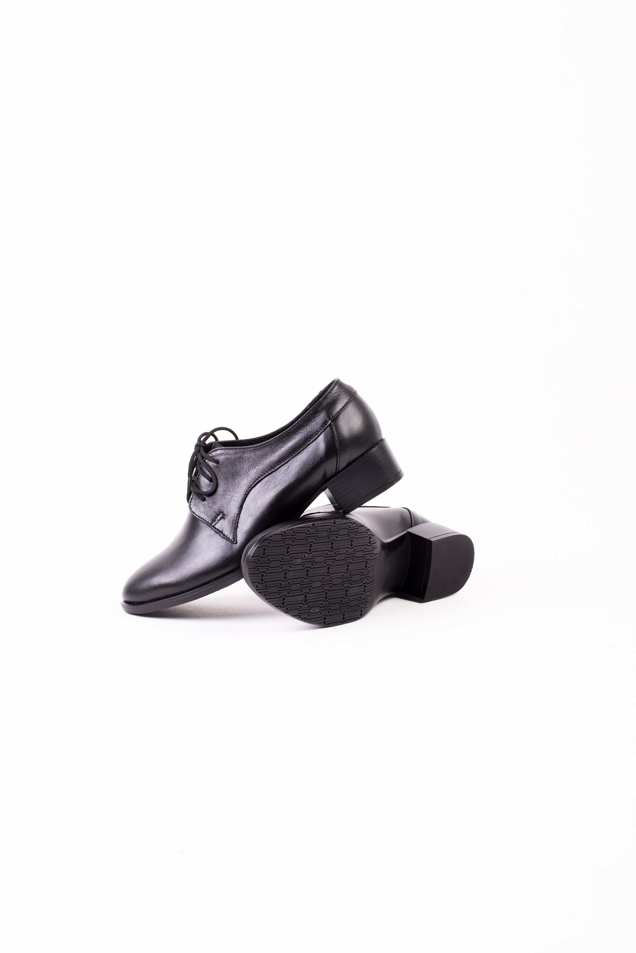 Обувь «Первый обувной» г. Воронеж Производители «Азария» и «Рособувь». Кирилл Бутлович фуд фотограф, Киров