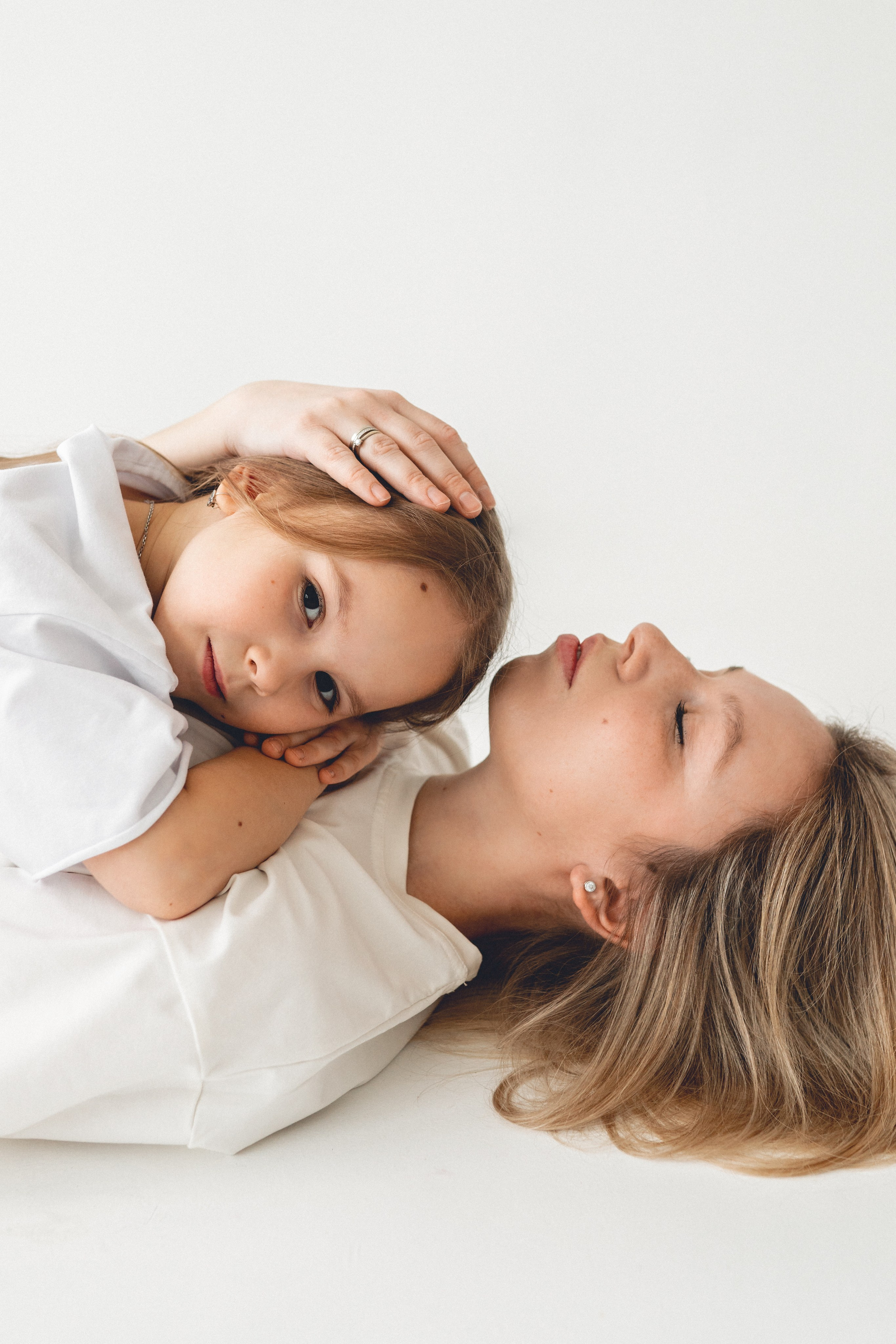 Яна. Главная