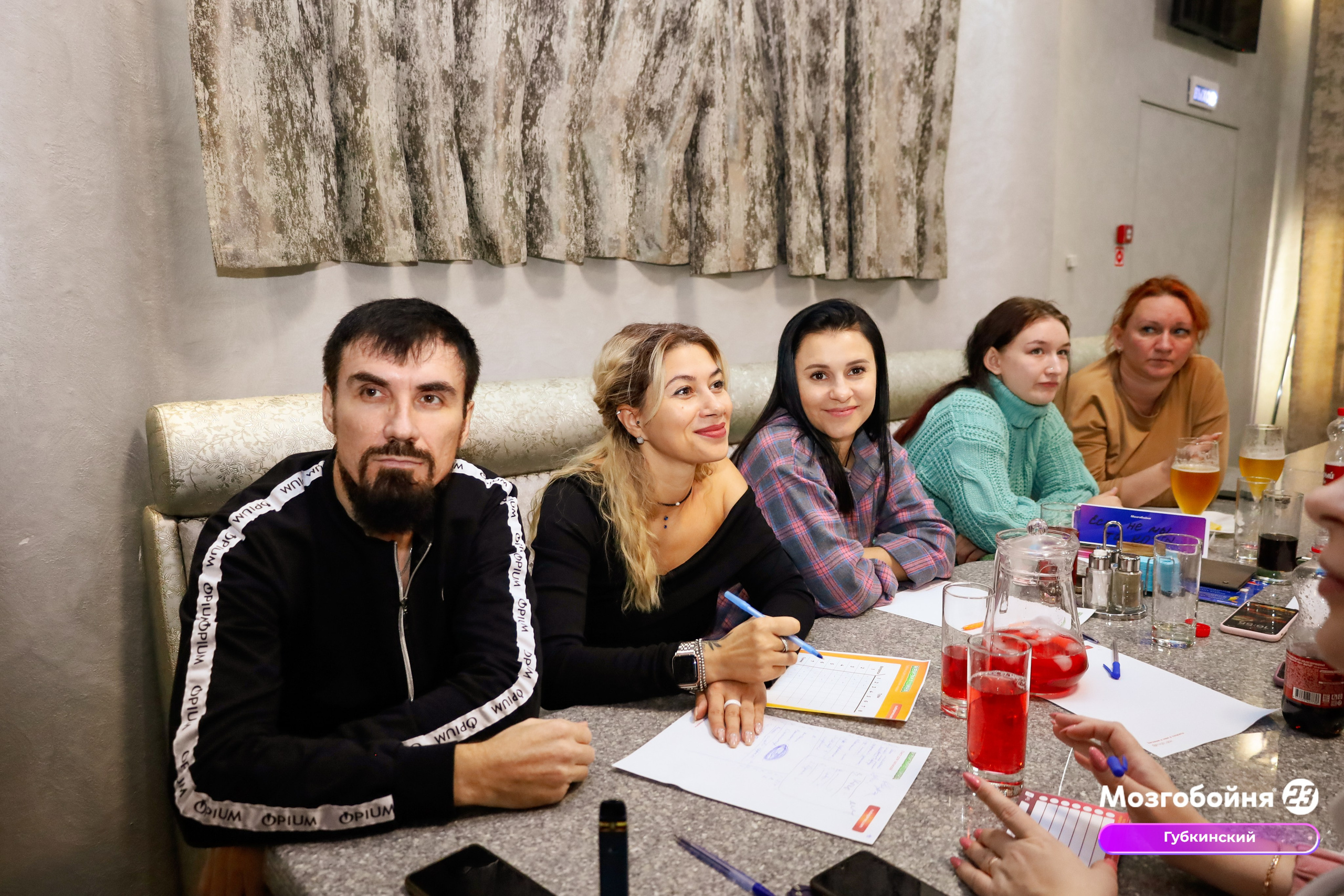 1 октября 2023. Фотограф в Губкинском | Александра Артамонова