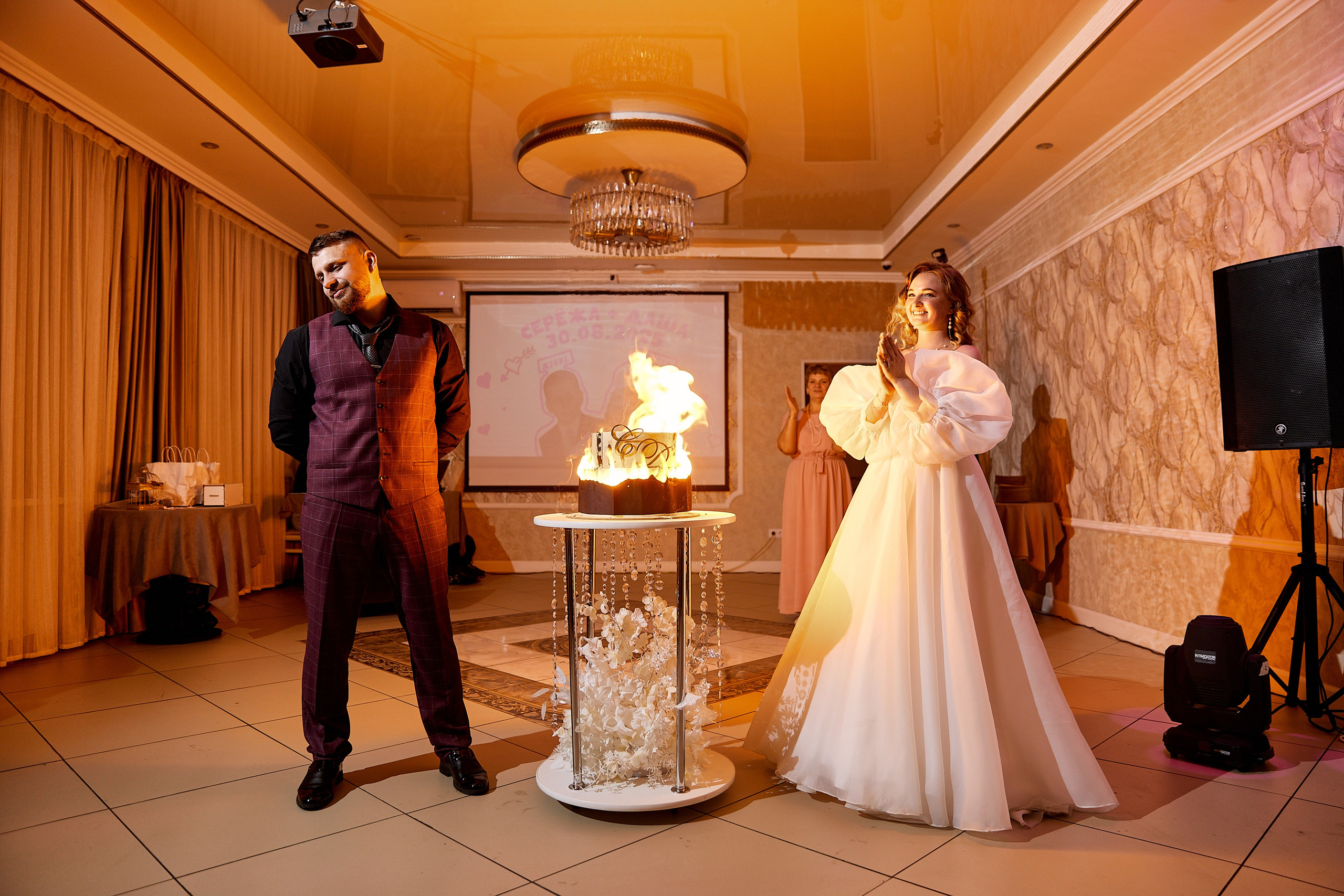 Сергей и Дарья свадьба в г. Березовский. Свадебный, контент фотограф в Кемерово Любовь Гальцова