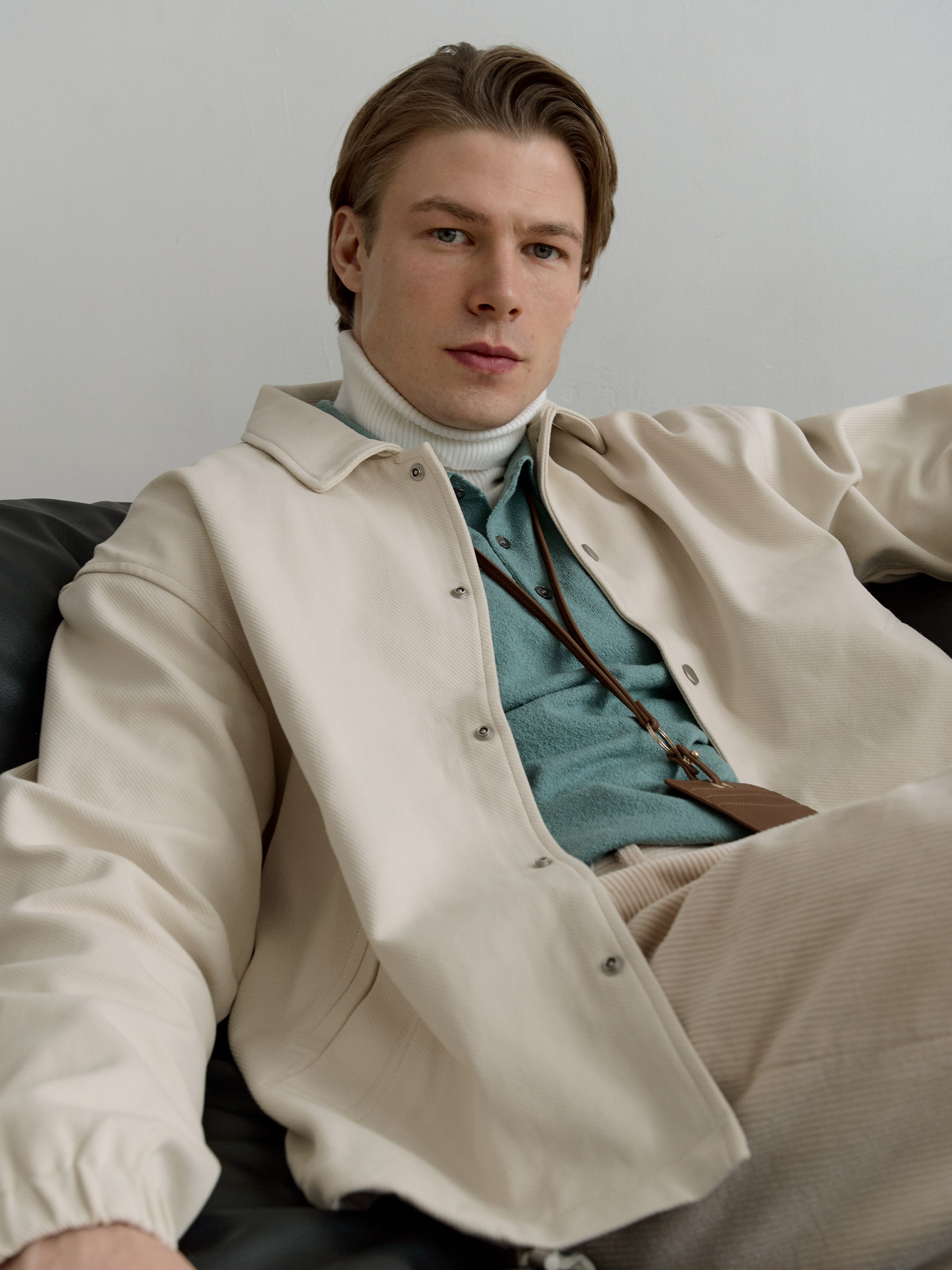 Съёмка для продакшна Buro. Fashion фотограф в Москве Ксения Чупрунова