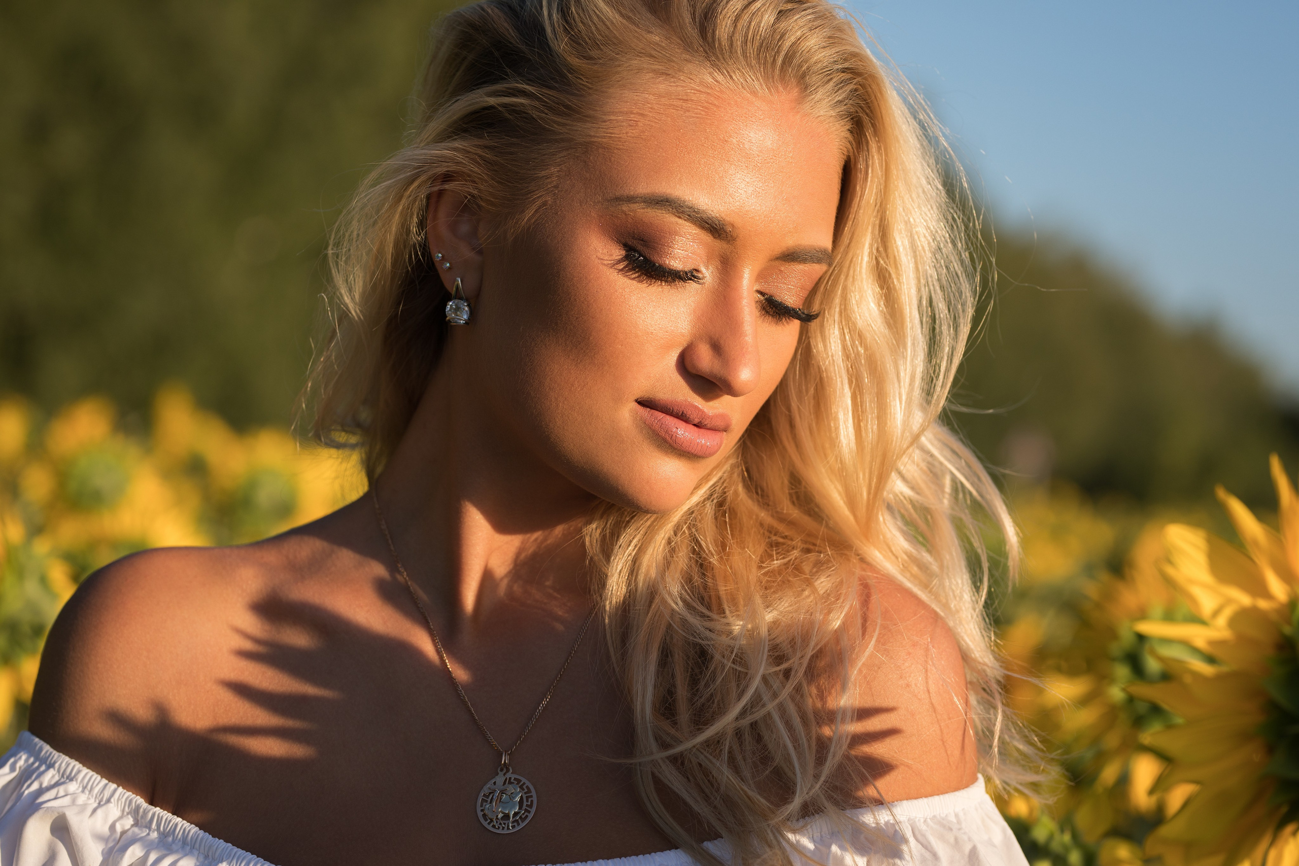 Фотосет в поле подсолнухов с Елизаветой для «себя»