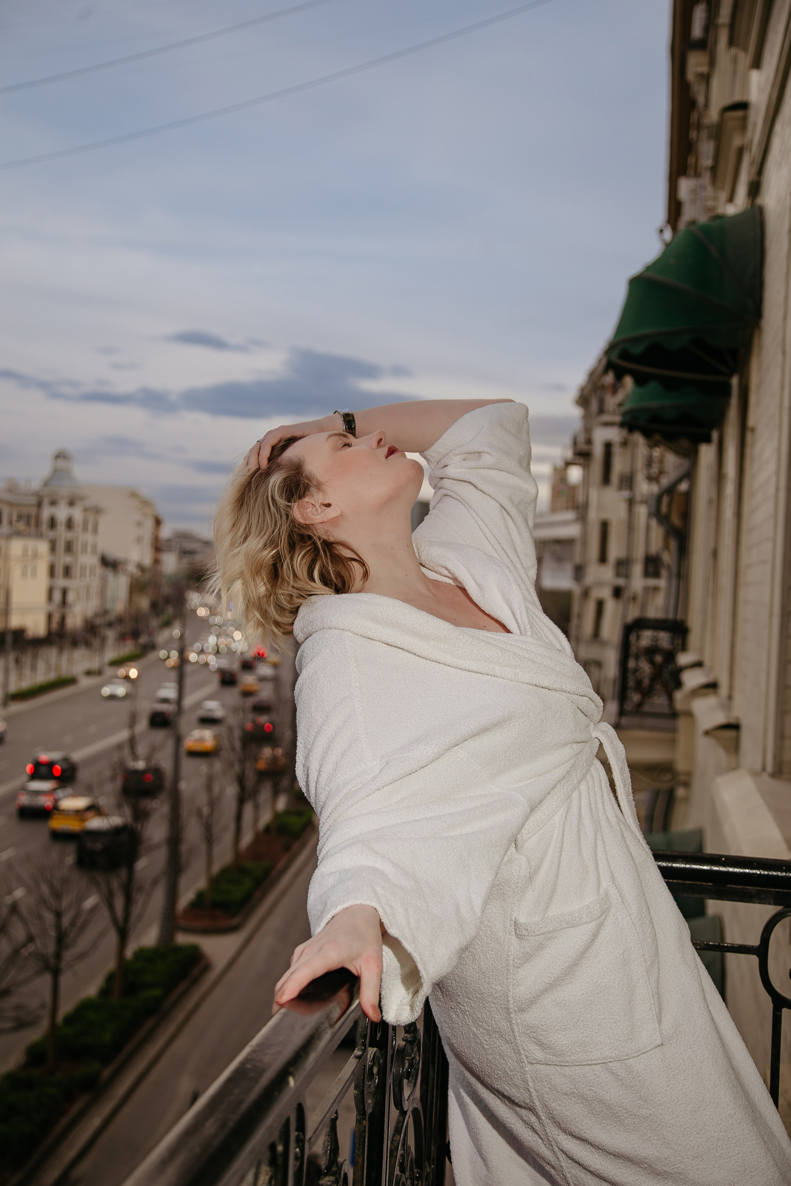 фотодень Москва, фотодень в отеле Москва, фотосессия в отеле Москва, женская фотосессия Москва, женский портрет Москва, портретная фотосессия Москва, фотосессия для женщины Москва, фотограф Москва, женский фотограф Москва, фотограф женского портрета Москва, контент съёмка Москва, контент для соцсетей Москва, личный бренд фотосессия Москва, фотосессия для эксперта Москва, фотосессия для блога Москва, атмосферная фотосессия Москва, фотосессия в красивом отеле Москва, фотосессия с видом на город Москва, фотосессия в центре Москвы, стильная фотосессия Москва, фотосессия для девушки Москва, фотосессия в интерьере Москва, утренняя фотосессия Москва, индивидуальная фотосессия Москва, фотосессия для контента Москва, фотограф женского портрета в Москве, фотосессия для личного бренда, контент-съёмка для эксперта, женская фотосессия в Москве, фотодень в Москве, Катерина Сысуева, Рина Сысуева, rina_sphoto
