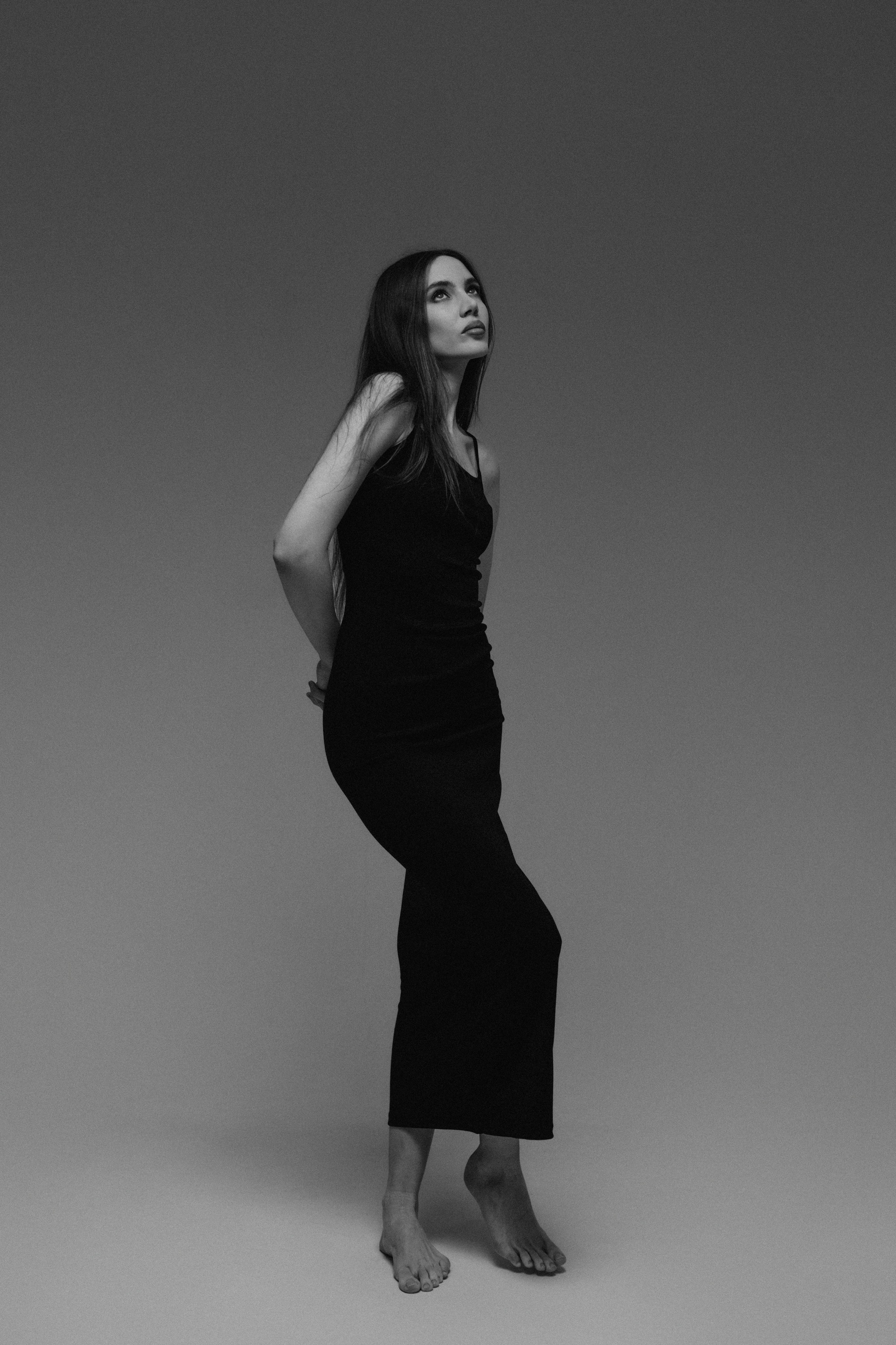 Виктория | фотосессия на циклораме. Портретный фотограф Москва