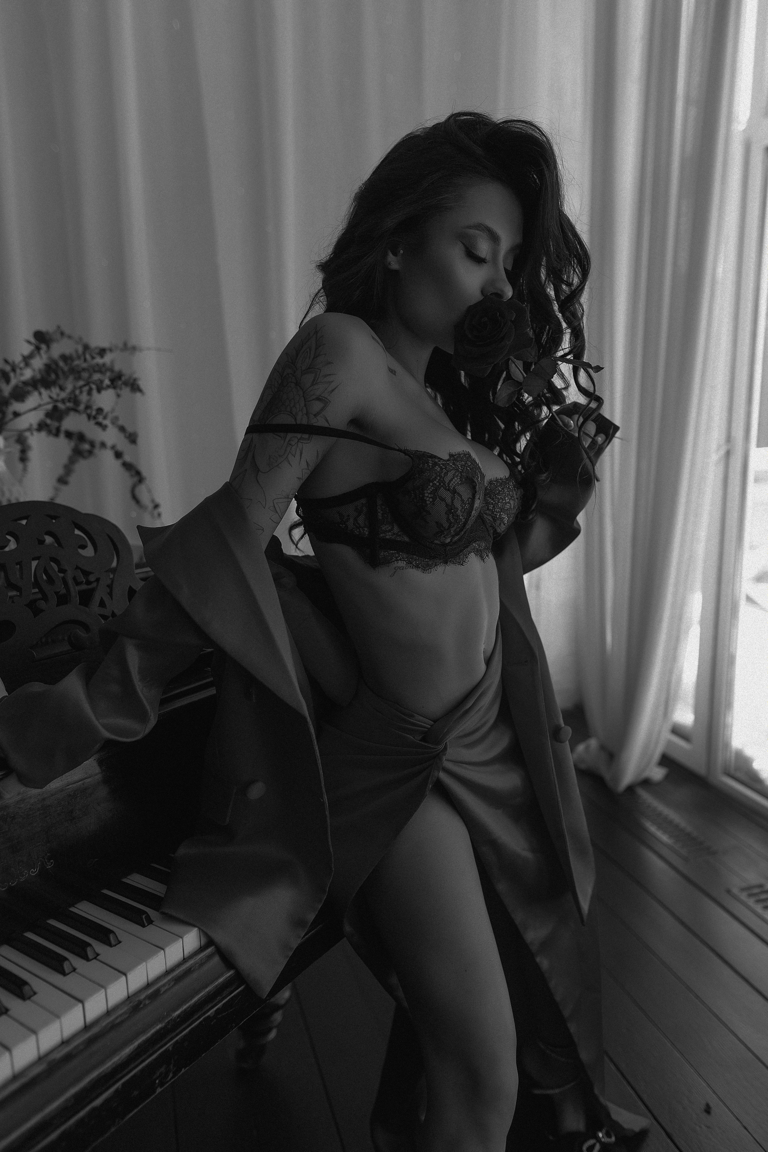 Таня студия Чувство. Женский фотограф в Екатеринбурге Марина Логинова