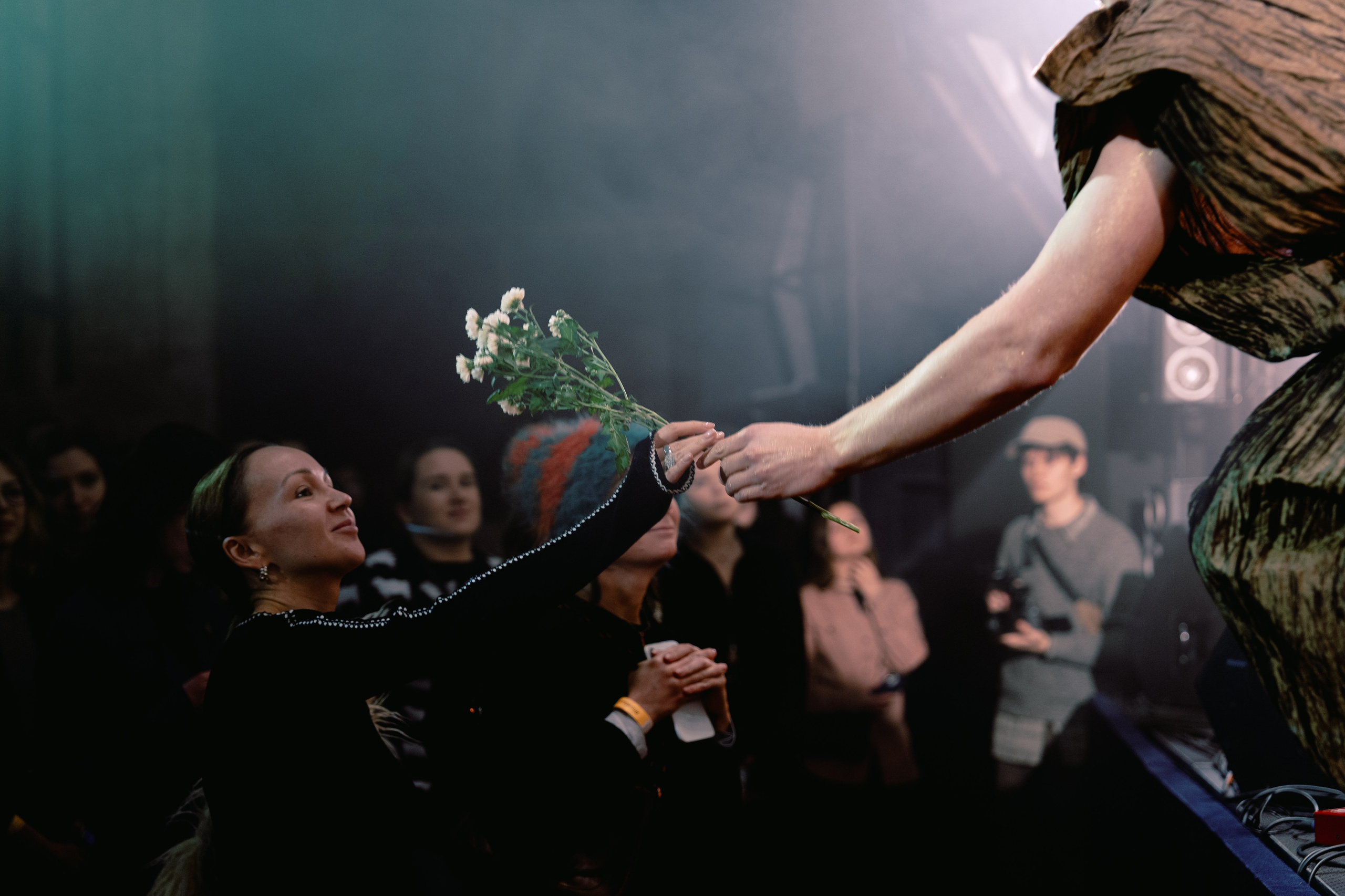 СЛОВО. Ансамбль «КОМОНЬ». @tomrus: Рустам Шагиморданов — фотограф