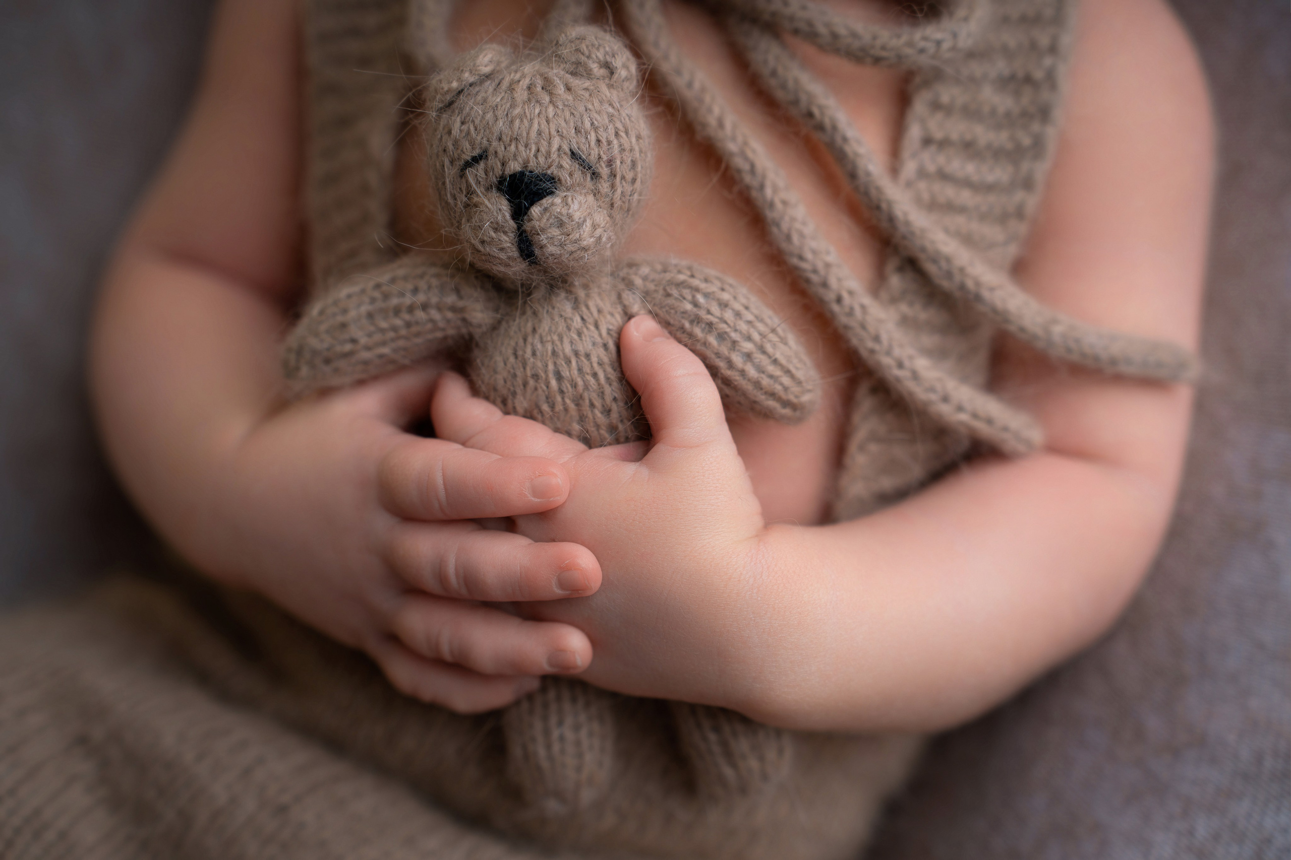 Фото с родителями/Макроснимки. Фотограф новорожденных Оренбург и свадебный фотограф Оренбург