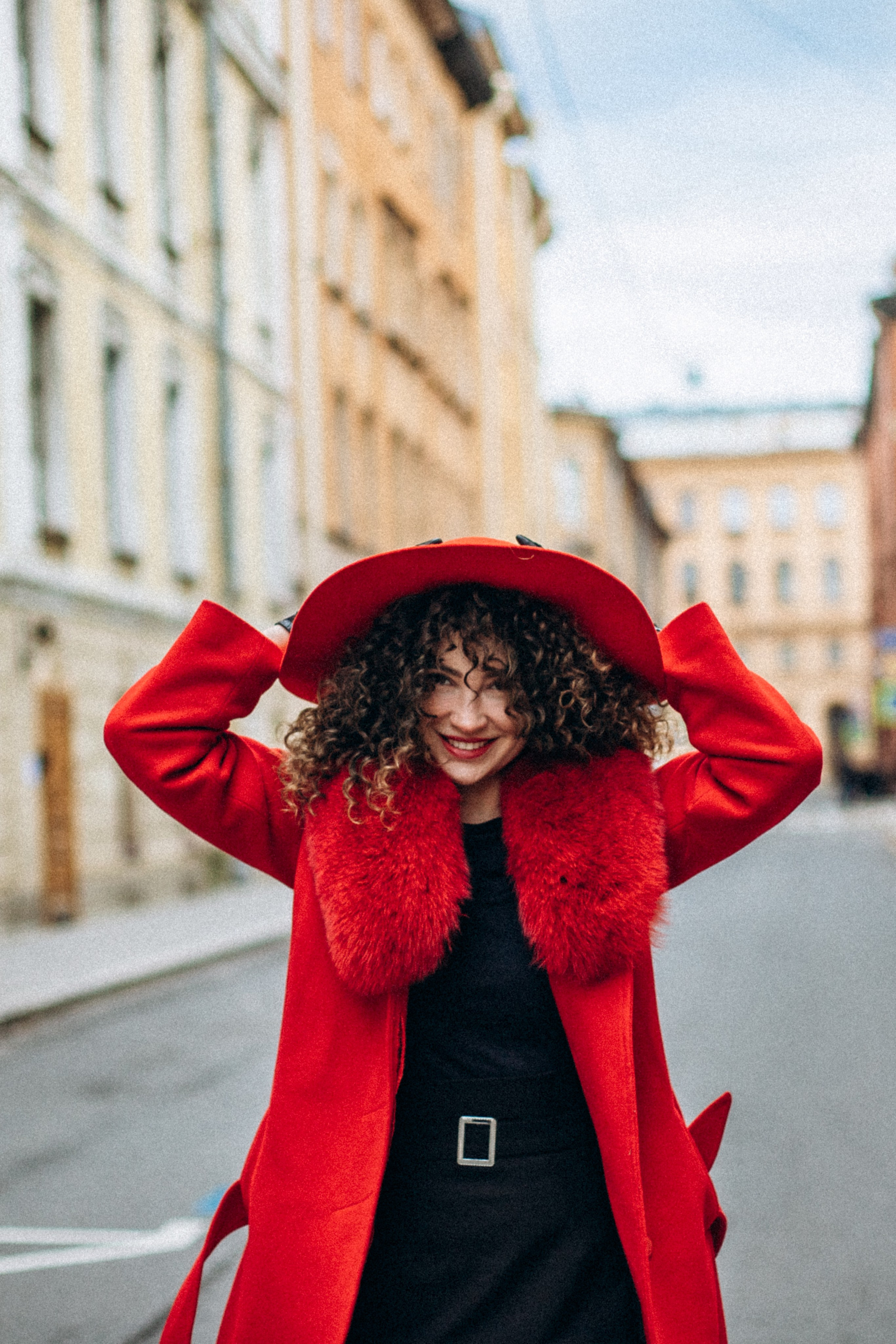 Елена и октябрь. Фотопрогулка в Петербурге. Индивидуальный и семейный фотограф в Санкт-Петербурге