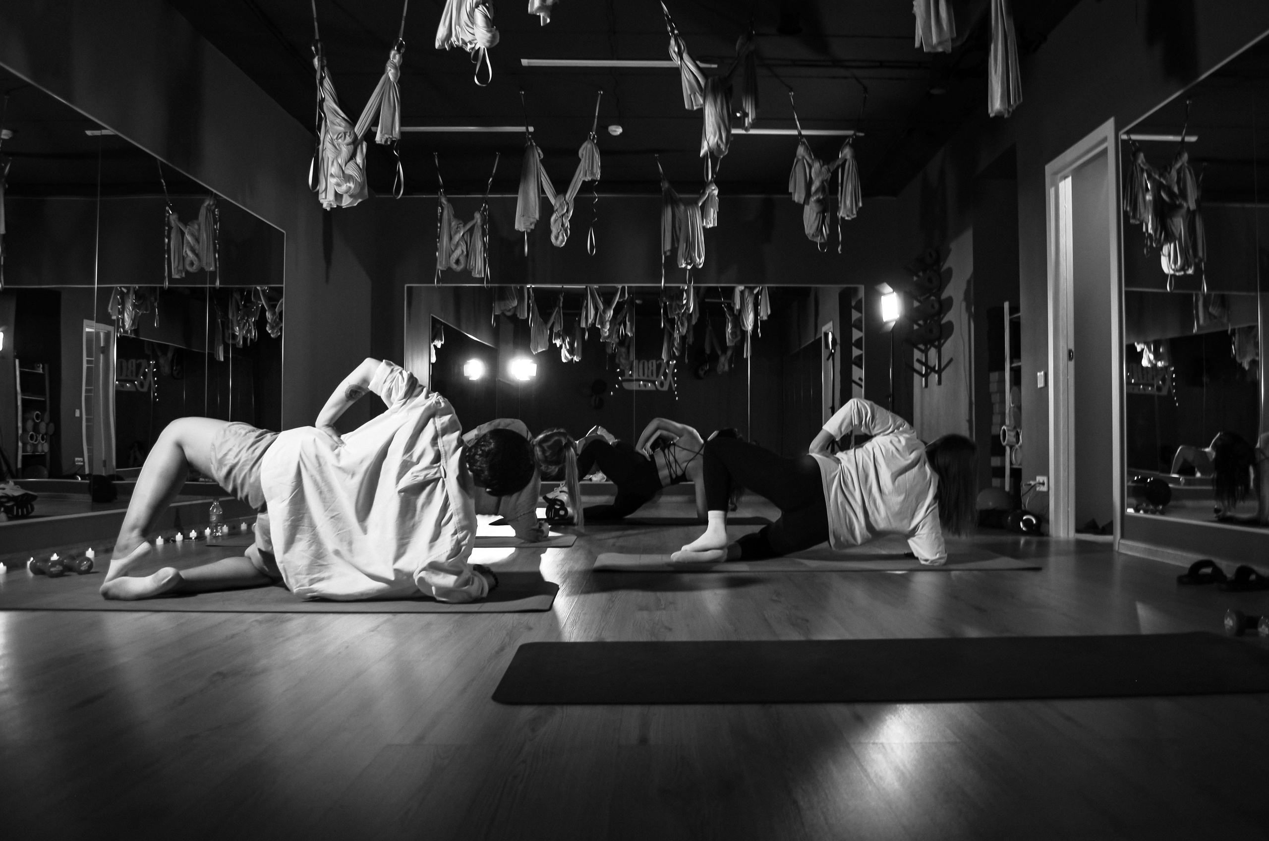 Фоторепортаж мероприятия в фитнес-клубе. Денисова Аля — фотограф для парных съемок и индивидуальных историй в Барнауле