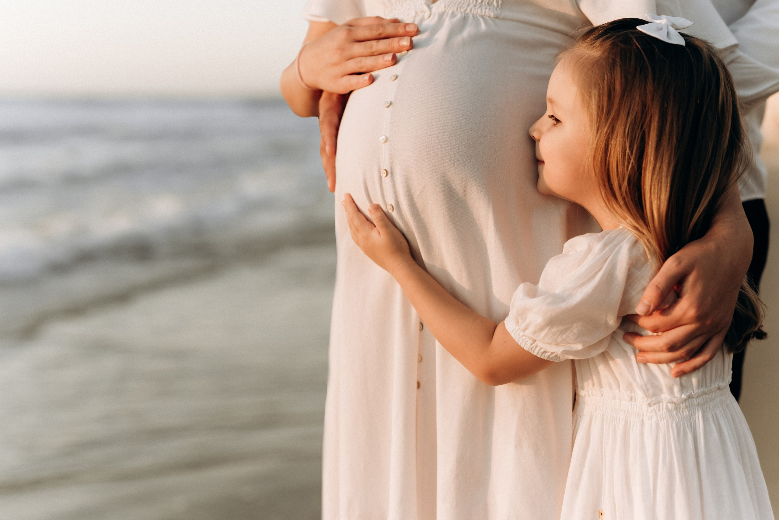 Ela, Andre & Mira: Pregnancy. Family photographer in Israel | Alesya Superfin