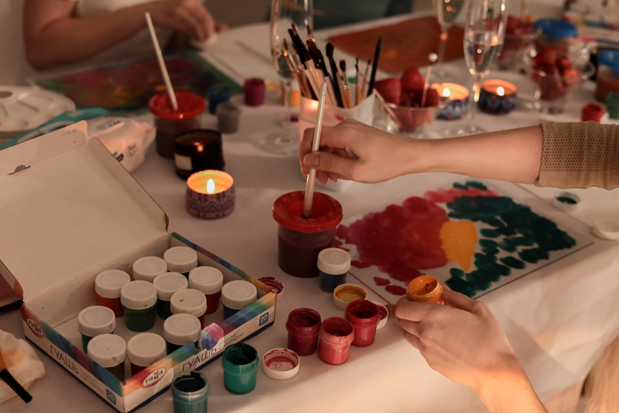 Арт-терапия + аэройога. Фотограф Надршина Лилия