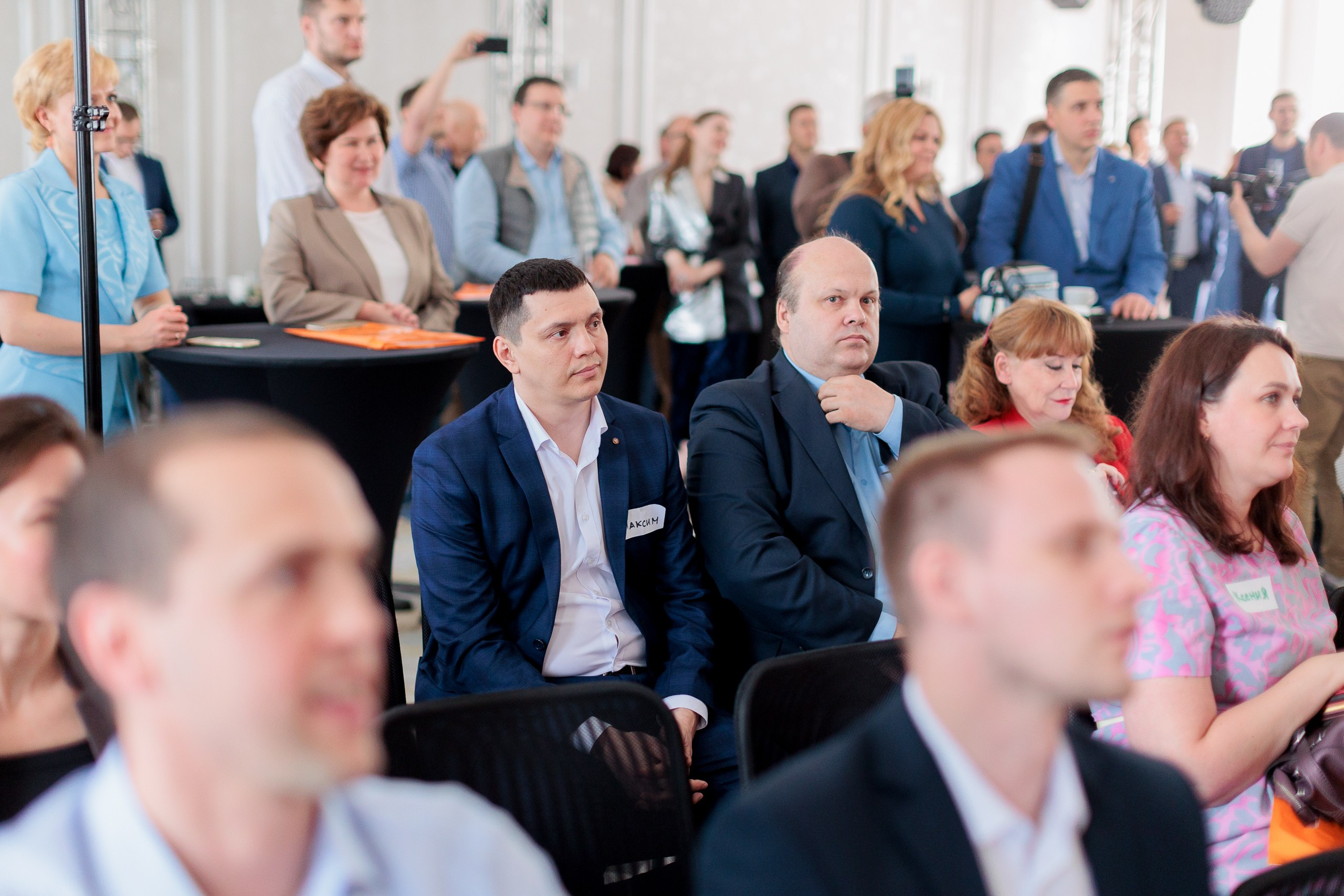 Фотограф для съемки награждения на корпоративной премии. Контент для бизнеса в Екатеринбурге Полдень Медиа