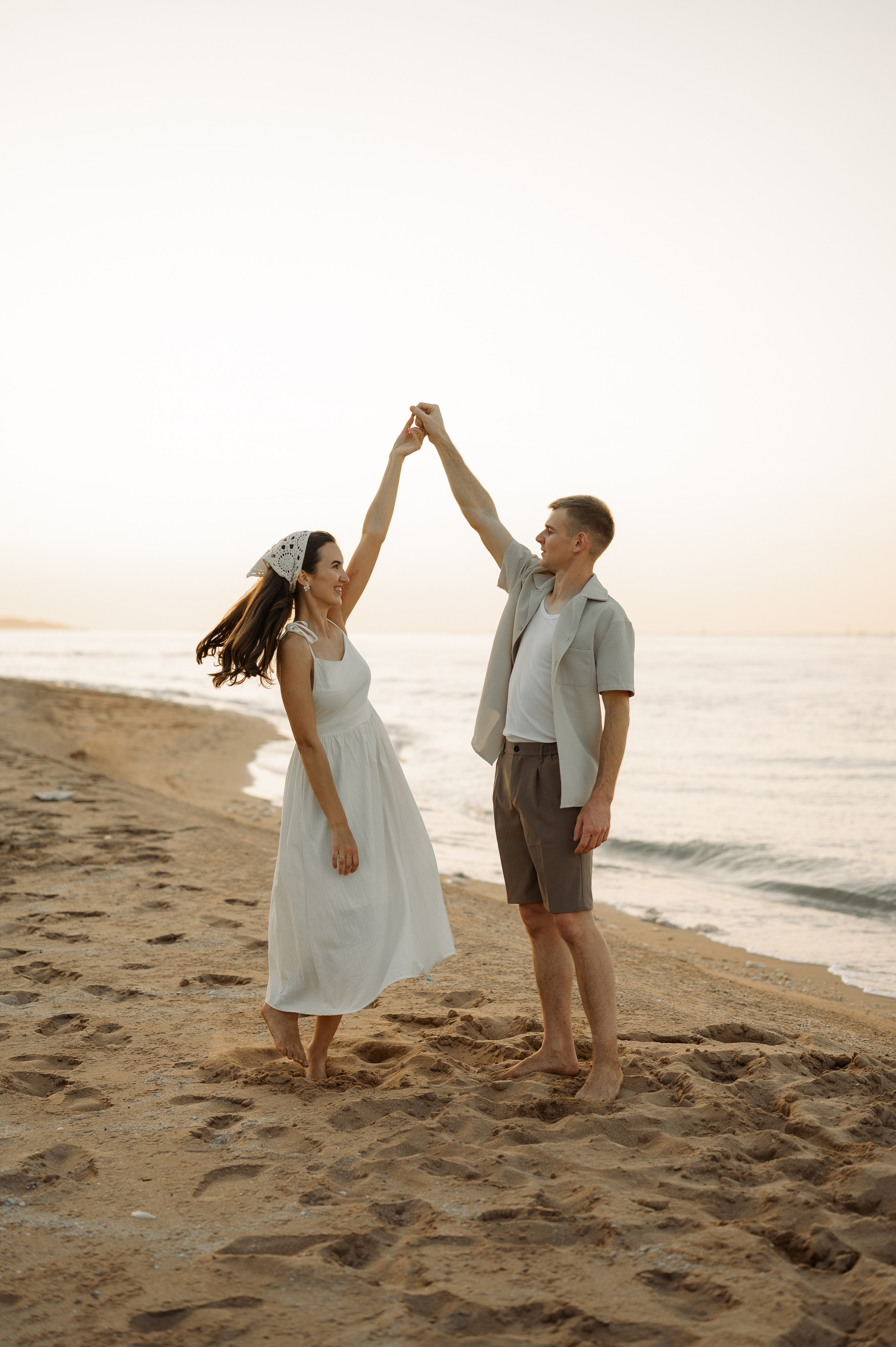 Предсвадебная съёмка на море🌊. Свадебный и семейный фотограф в Краснодаре Алина Мельник