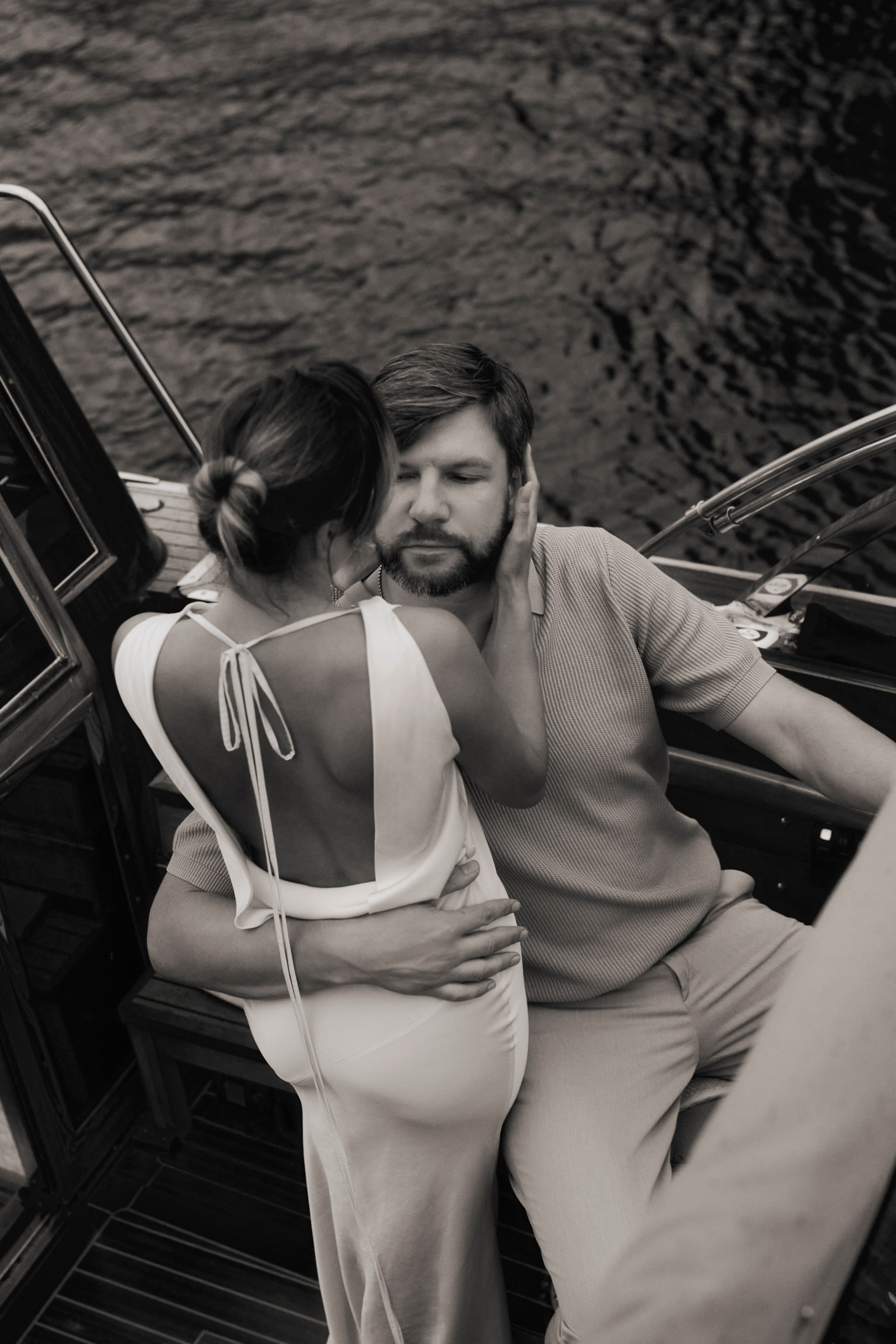 Оля и Антон фотосессия на яхте. Фотограф в Санкт-Петербурге Юлия Магдич