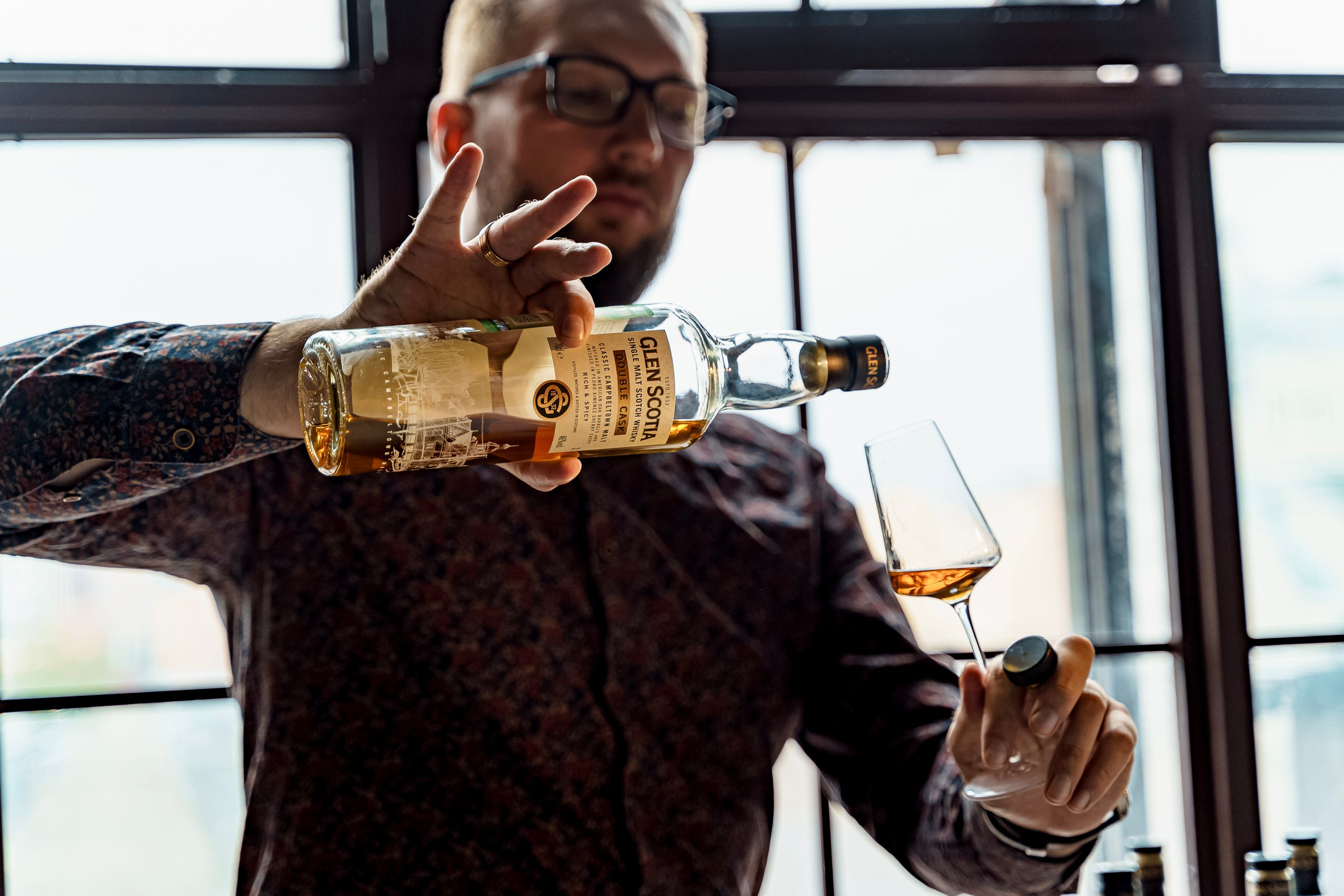 Рекламный Фотограф Тони Гончаренко. Тони Гончаренко культурный Фотограф