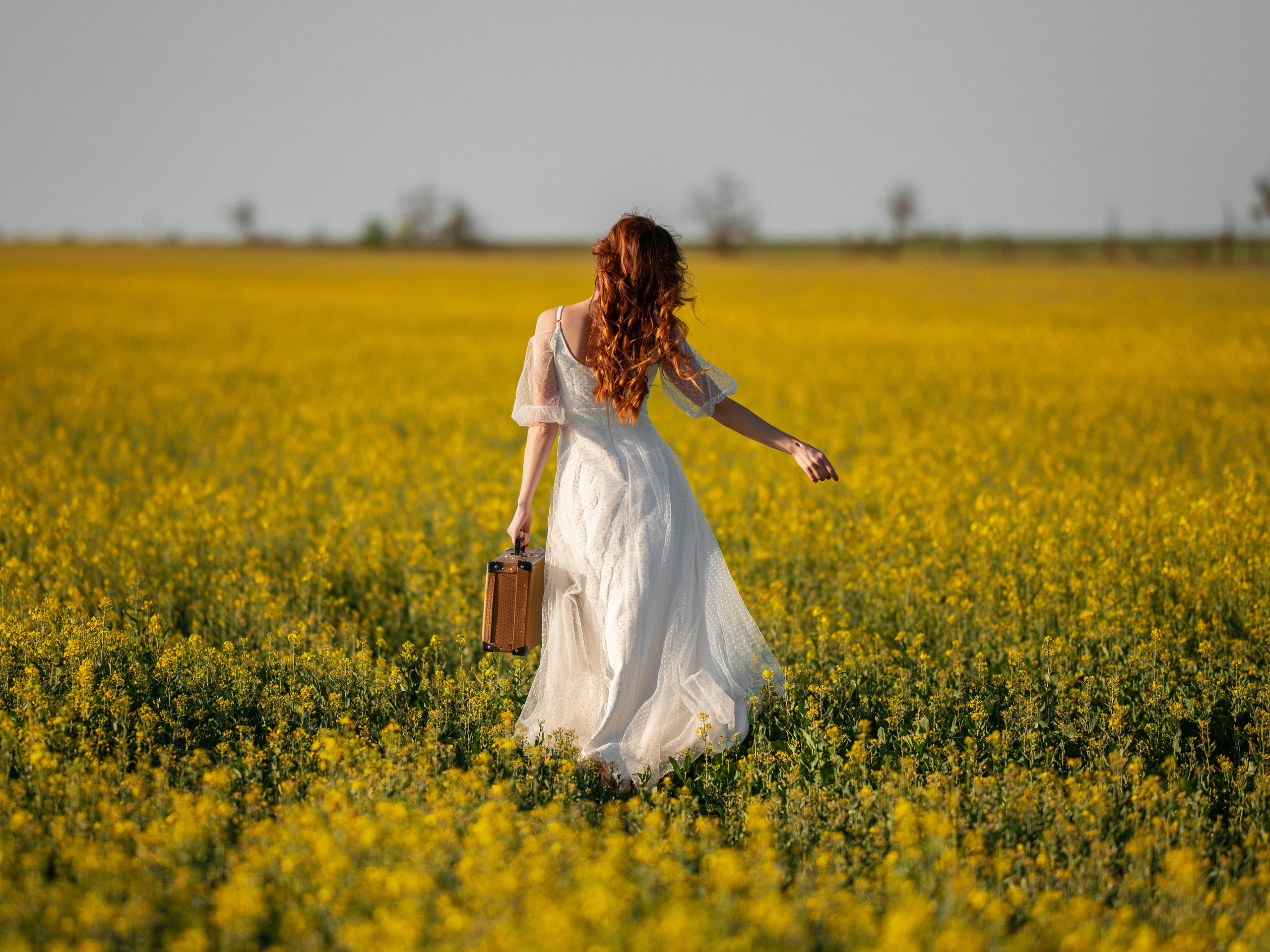 Фото в рапсовых полях. Семейный фотограф в Севастополе и Крыму Александра Погребняк