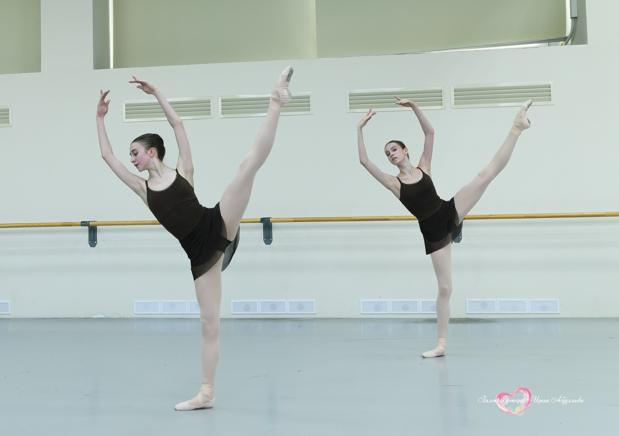 Госэкзамен выпускников МГХУ им. Лавровского — Девочки — 2025 г