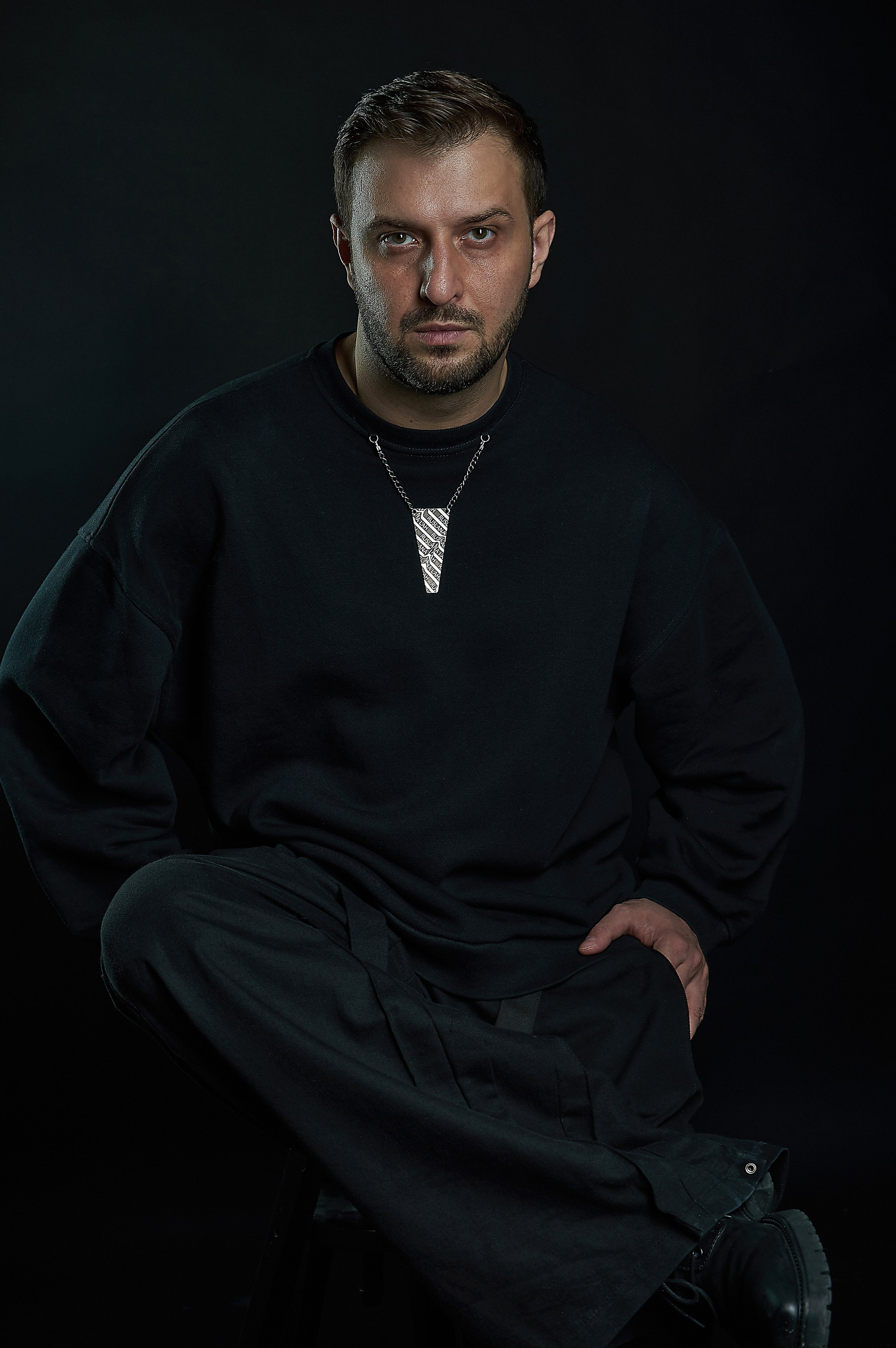 Творческая мужская фотосессия с Ярославом Михеевым