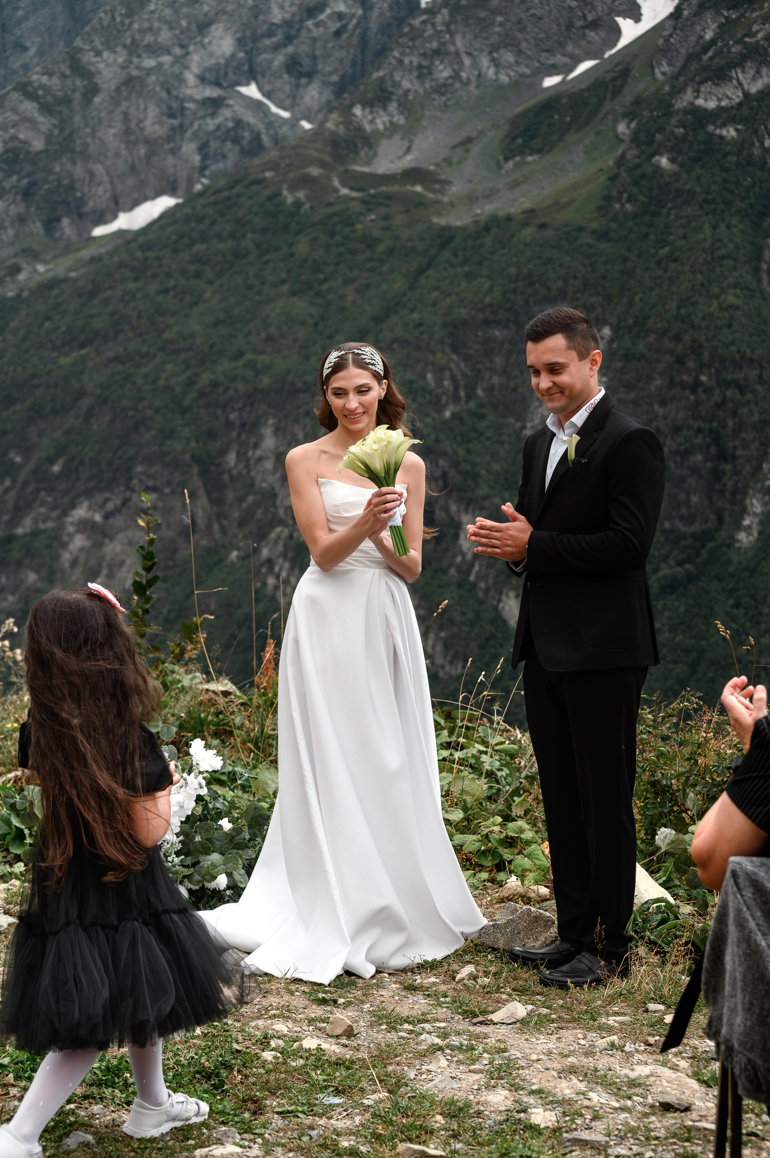 Горная свадьба Рината и Регины (09.09.24). Свадебный и travel фотограф в Волгограде, Сочи, Домбае, Европе